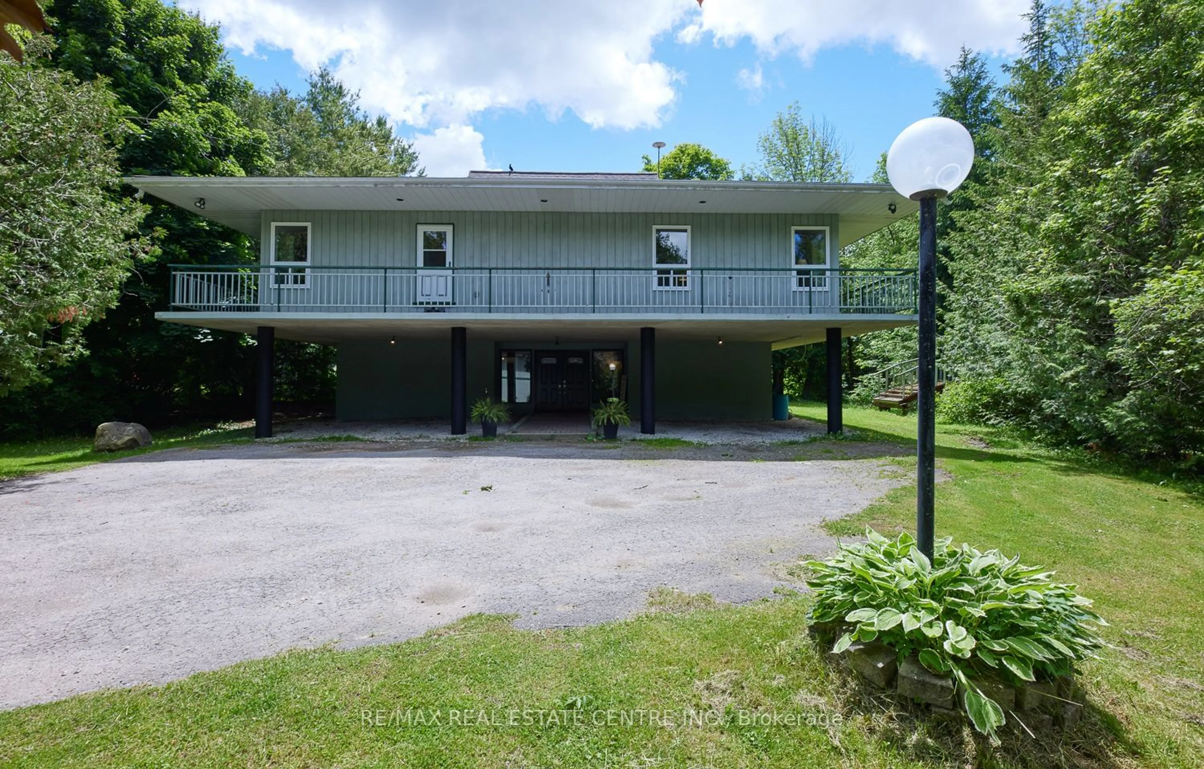 A pic from exterior of the house or condo, the front or back of building for 7 McCutcheon Rd, Mulmur Ontario L9V 3E8