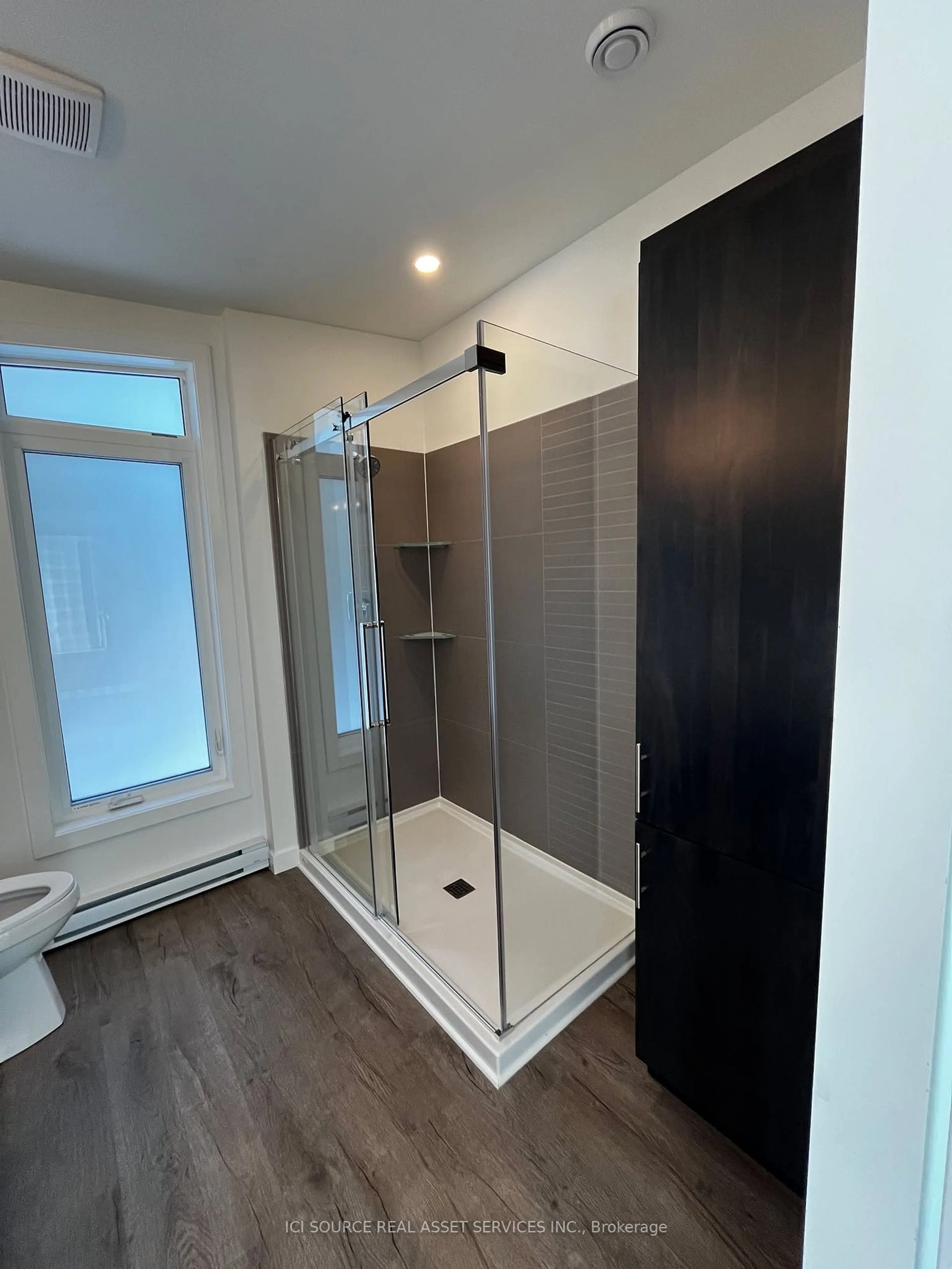 Contemporary bathroom, unknown for 5620 Rockdale Rd #51, Orleans - Cumberland and Area Ontario K0A 3H0