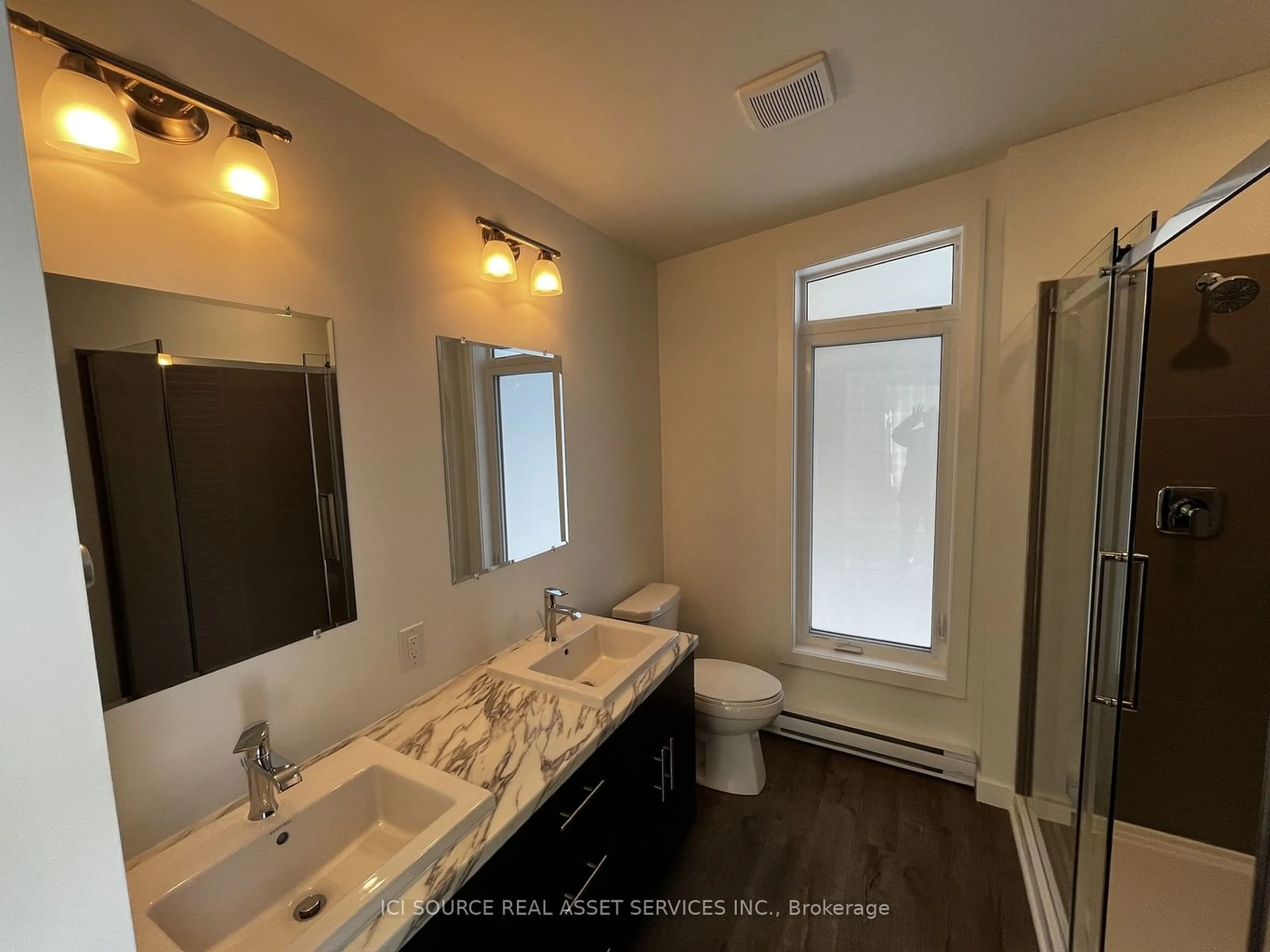 Standard bathroom, ceramic/tile floor for 5620 Rockdale Rd #51, Orleans - Cumberland and Area Ontario K0A 3H0