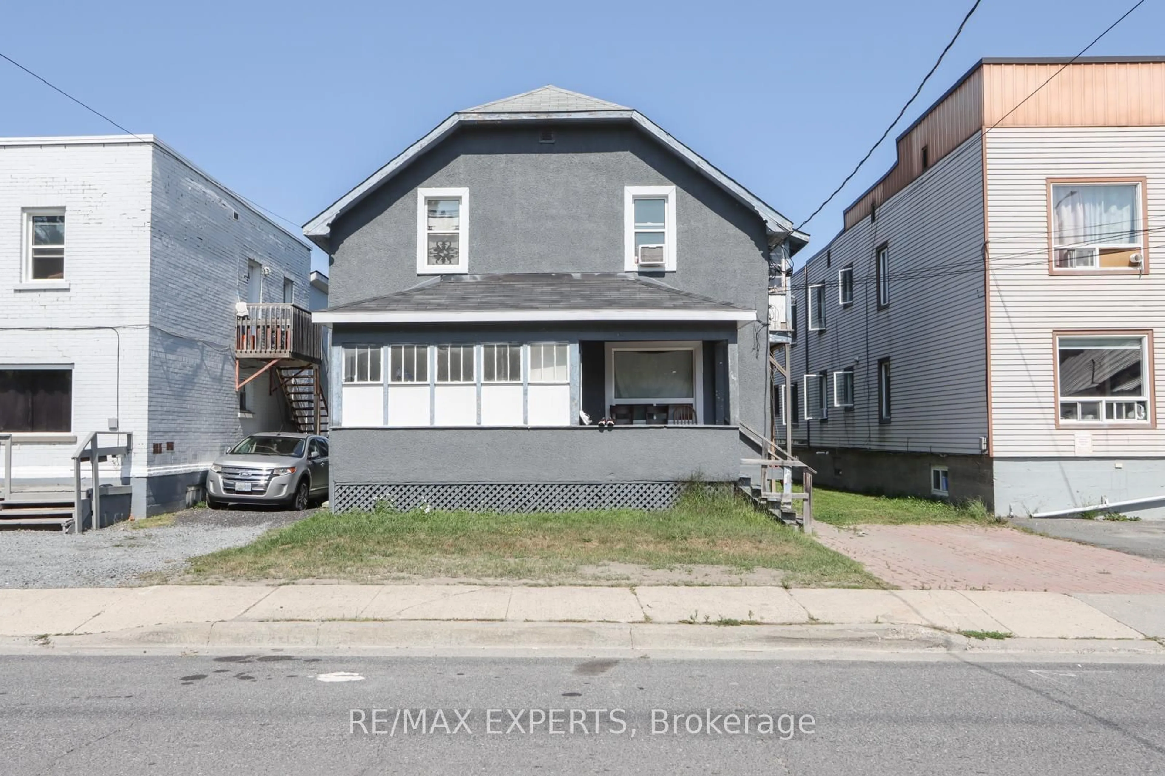 Frontside or backside of a home, the front or back of building for 108 King St, Sudbury Remote Area Ontario P3C 5G9