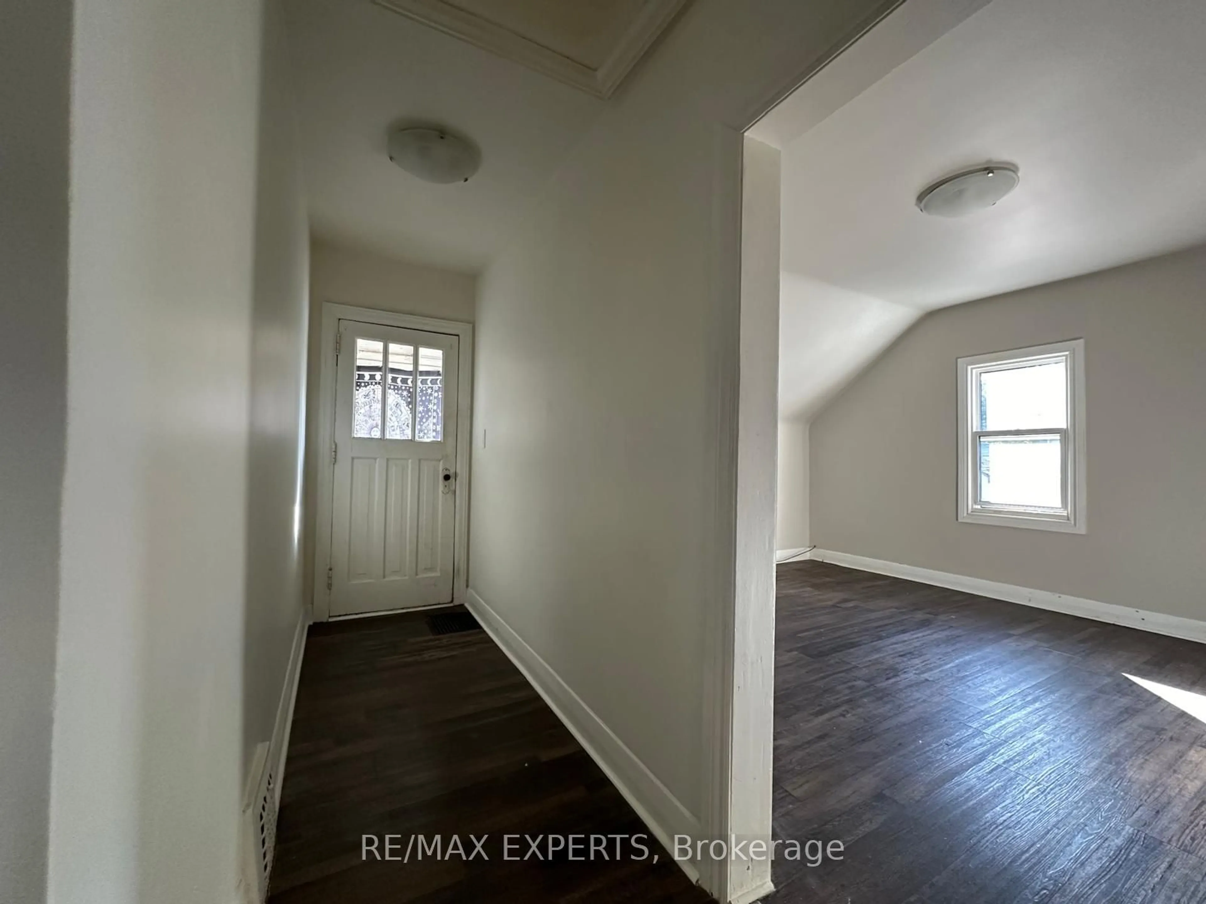 A pic of a room, wood floors for 108 King St, Sudbury Remote Area Ontario P3C 5G9