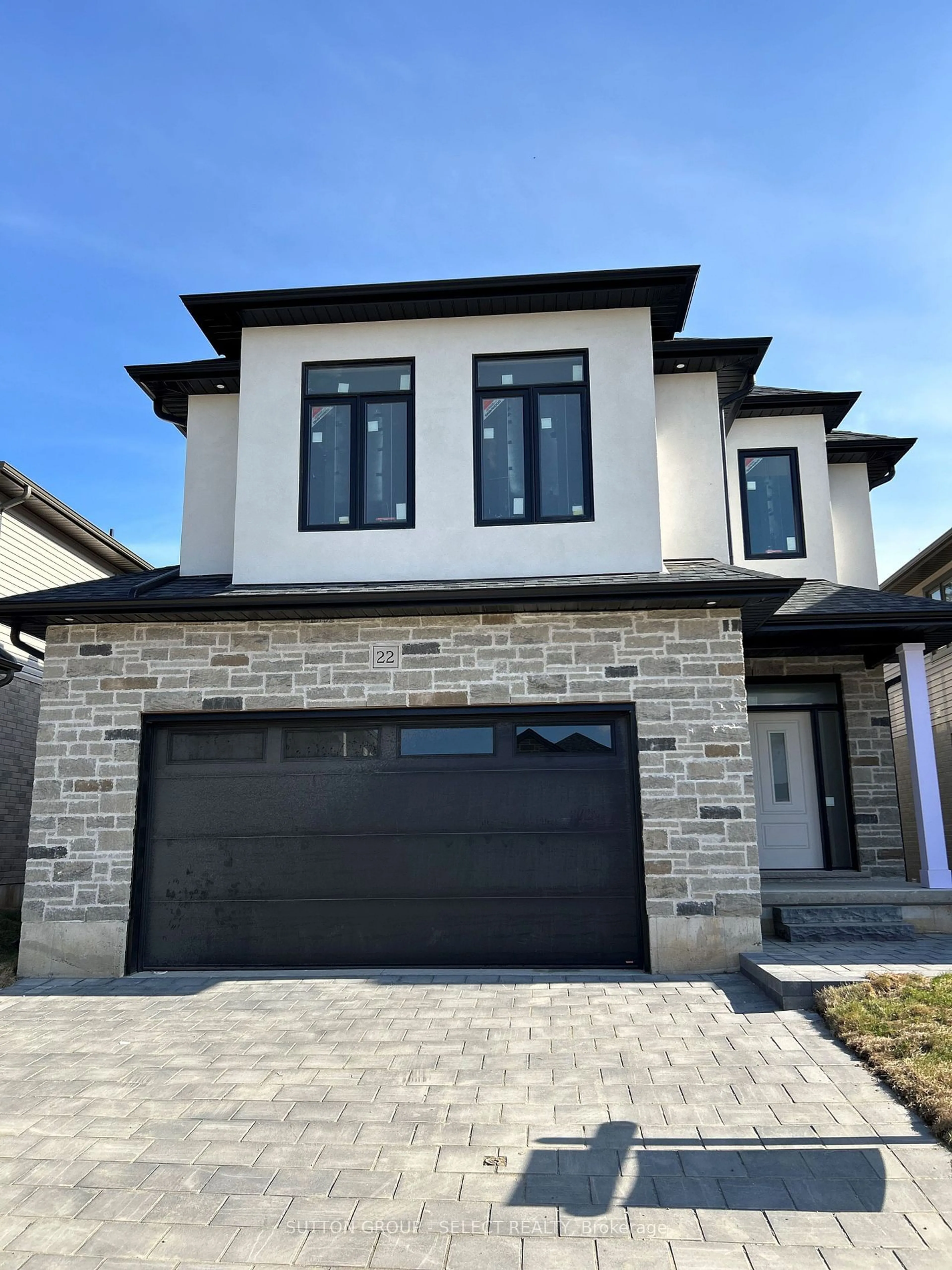 Home with brick exterior material for 7966 Fallon Dr #22, Lucan Biddulph Ontario N0M 1V0