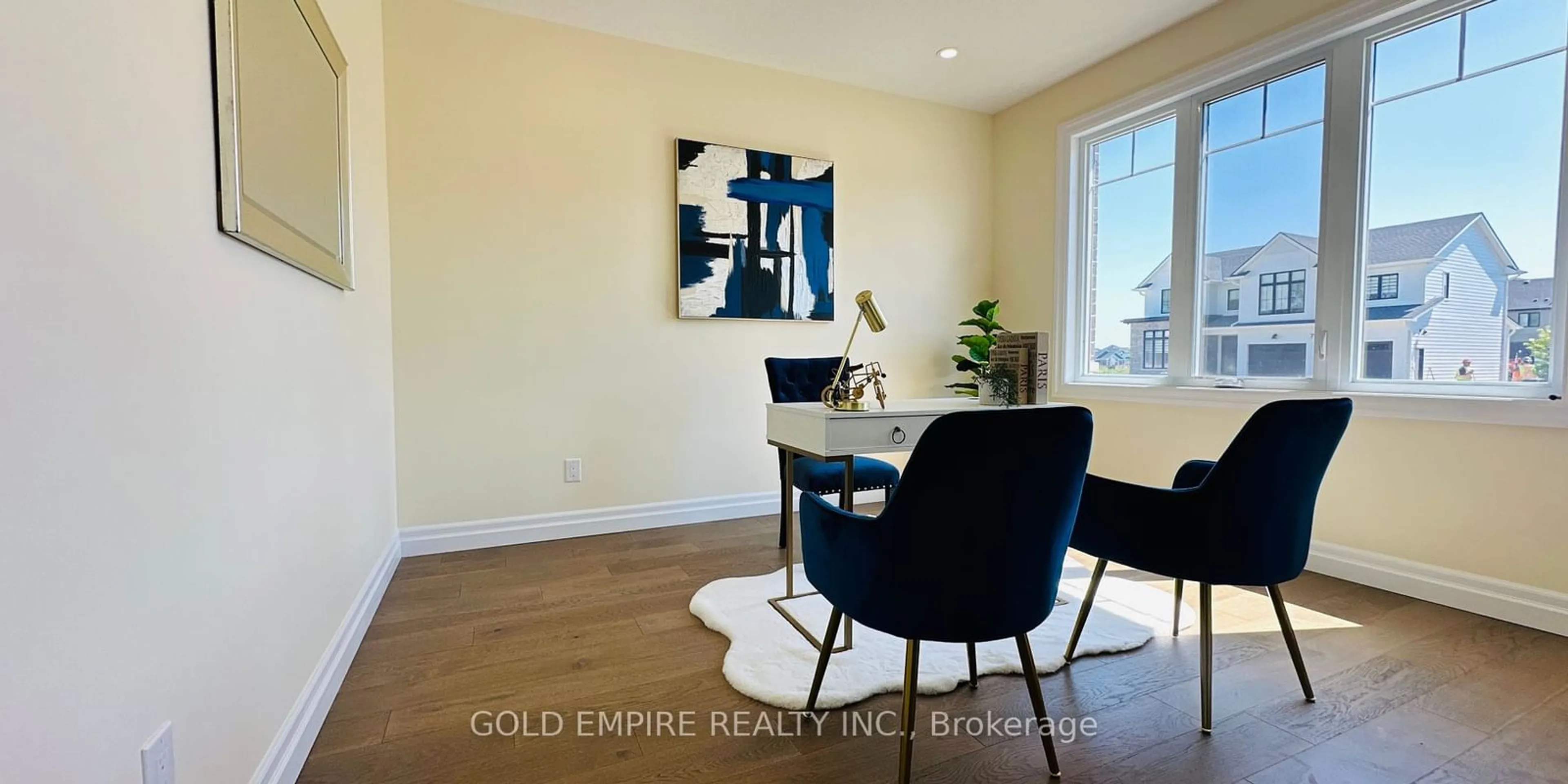 Dining room, wood floors for 74 Royal Cres, Southwold Ontario N5P 3T2