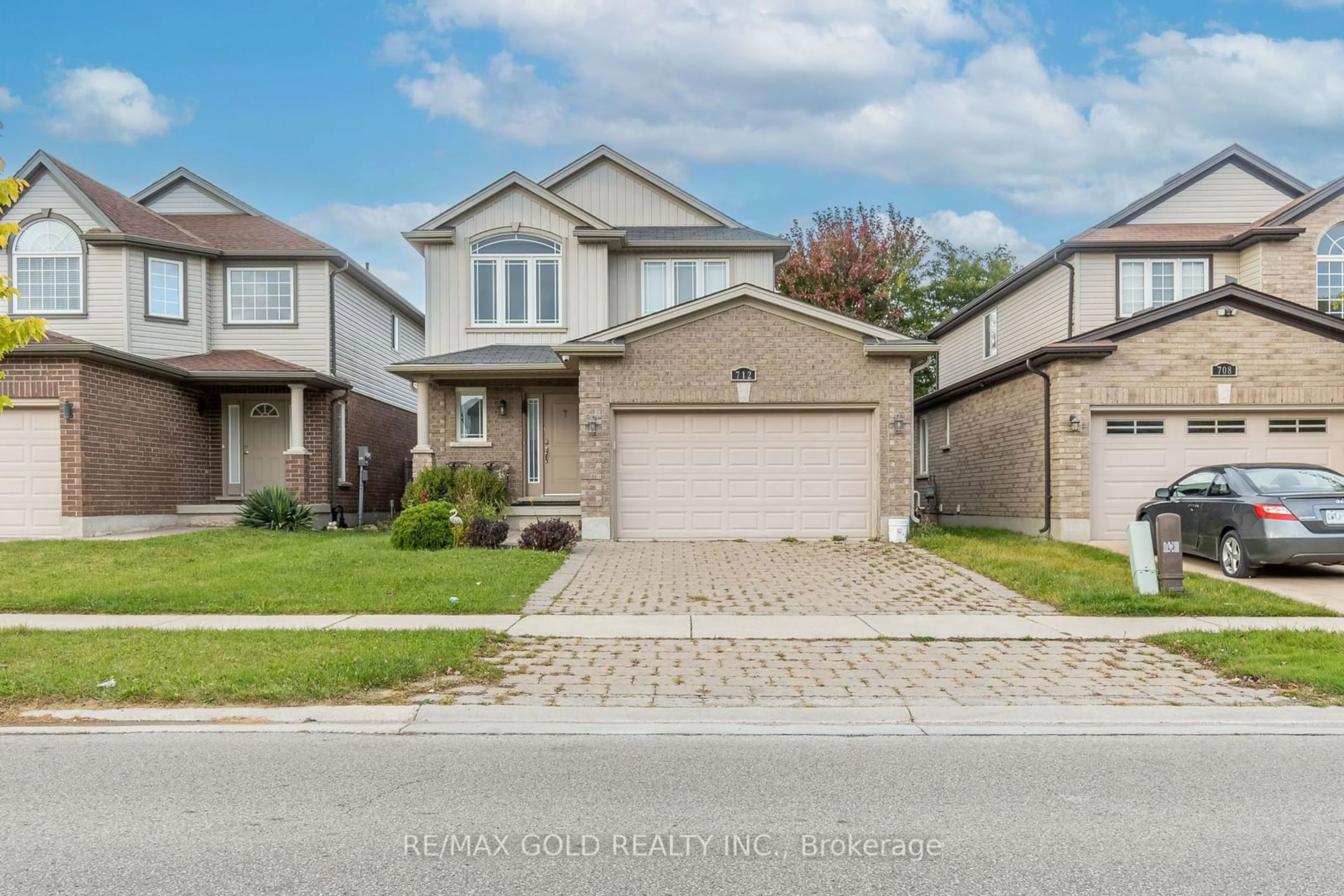 Frontside or backside of a home, the street view for 712 BLACKACRES Blvd, London Ontario N6G 0J1