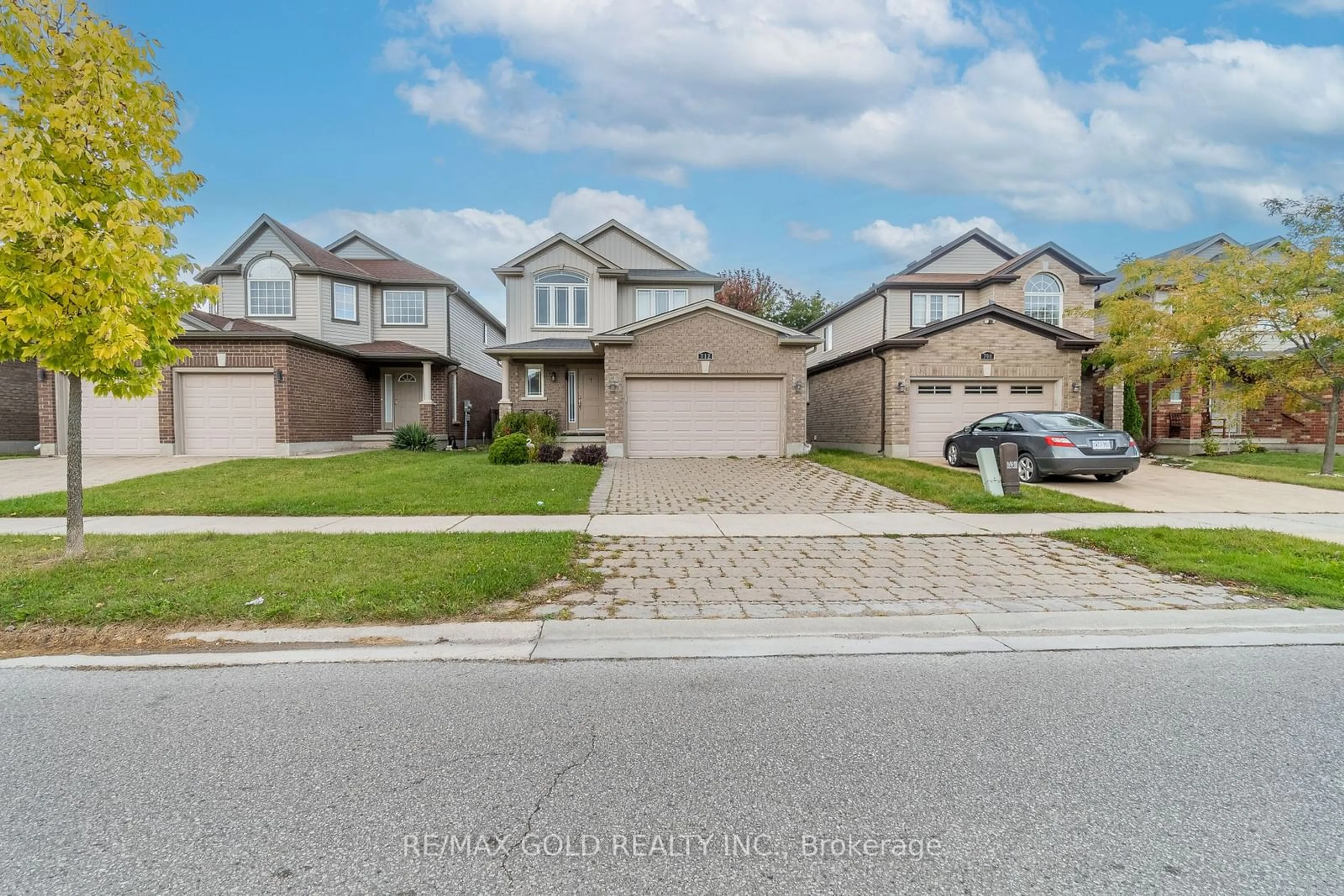 Frontside or backside of a home, the street view for 712 BLACKACRES Blvd, London Ontario N6G 0J1