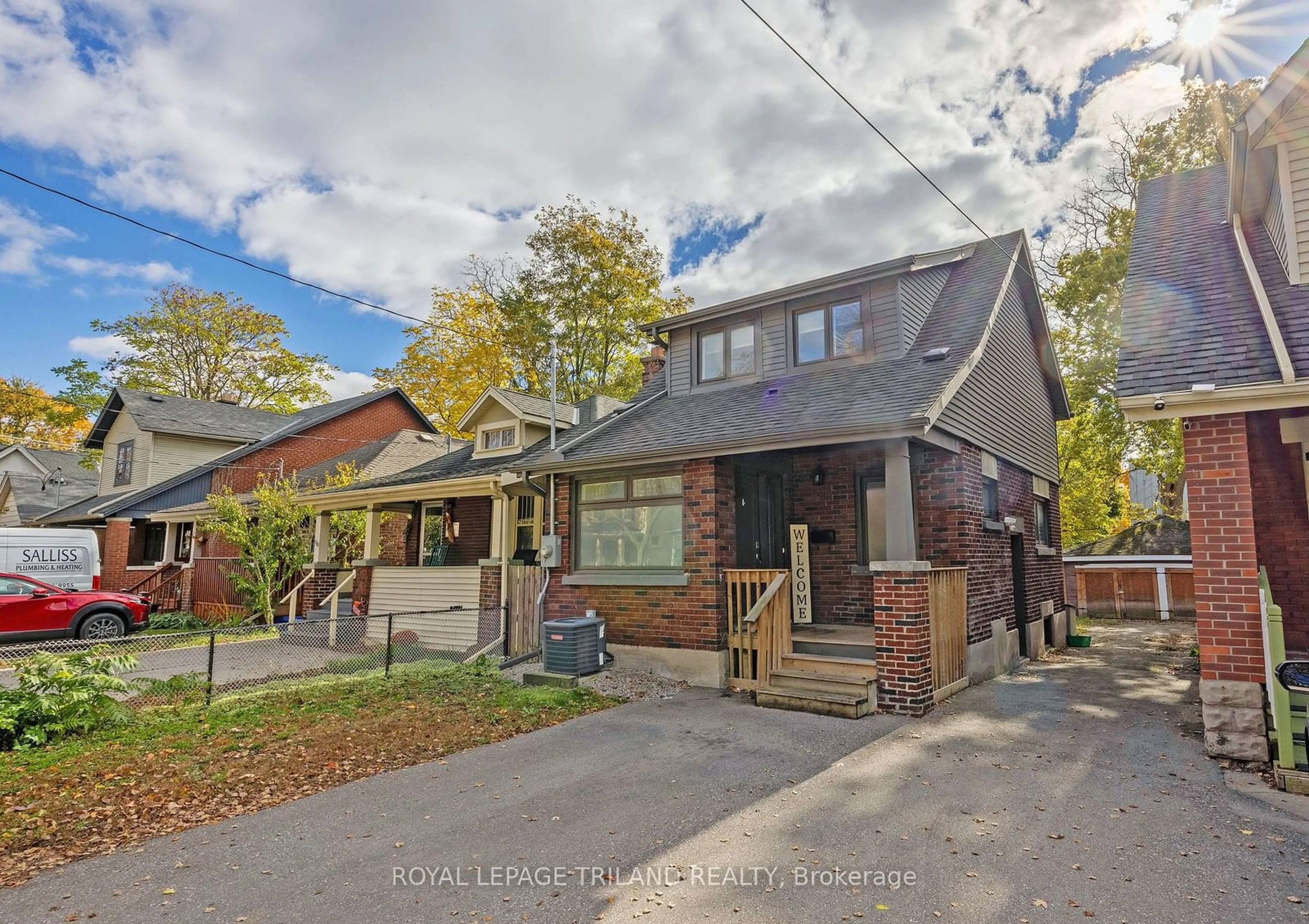 A pic from exterior of the house or condo, the street view for 587 Rosedale St, London Ontario N6B 2C7