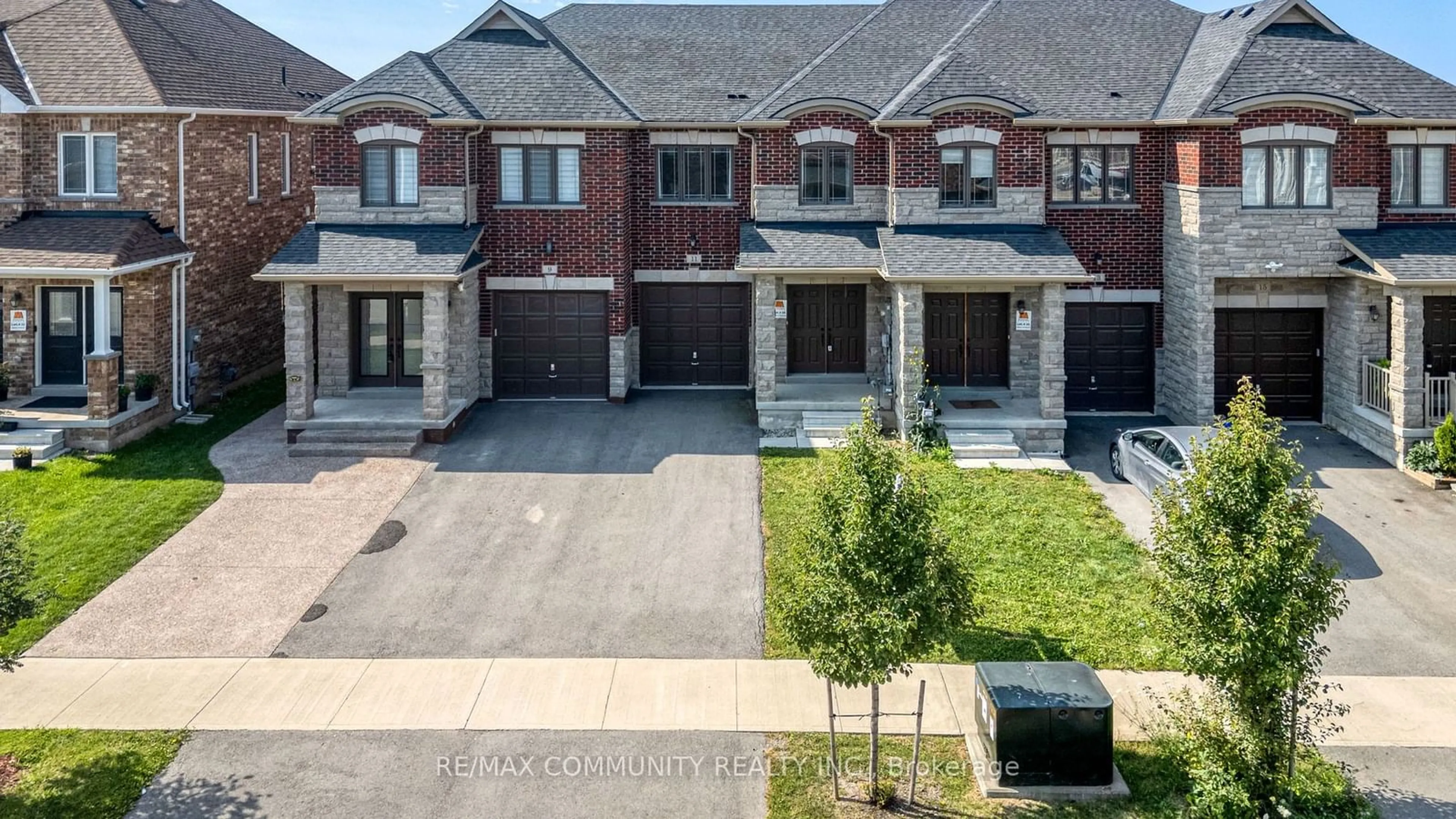 A pic from exterior of the house or condo, the street view for 11 Bruton St, Thorold Ontario L2V 0J6