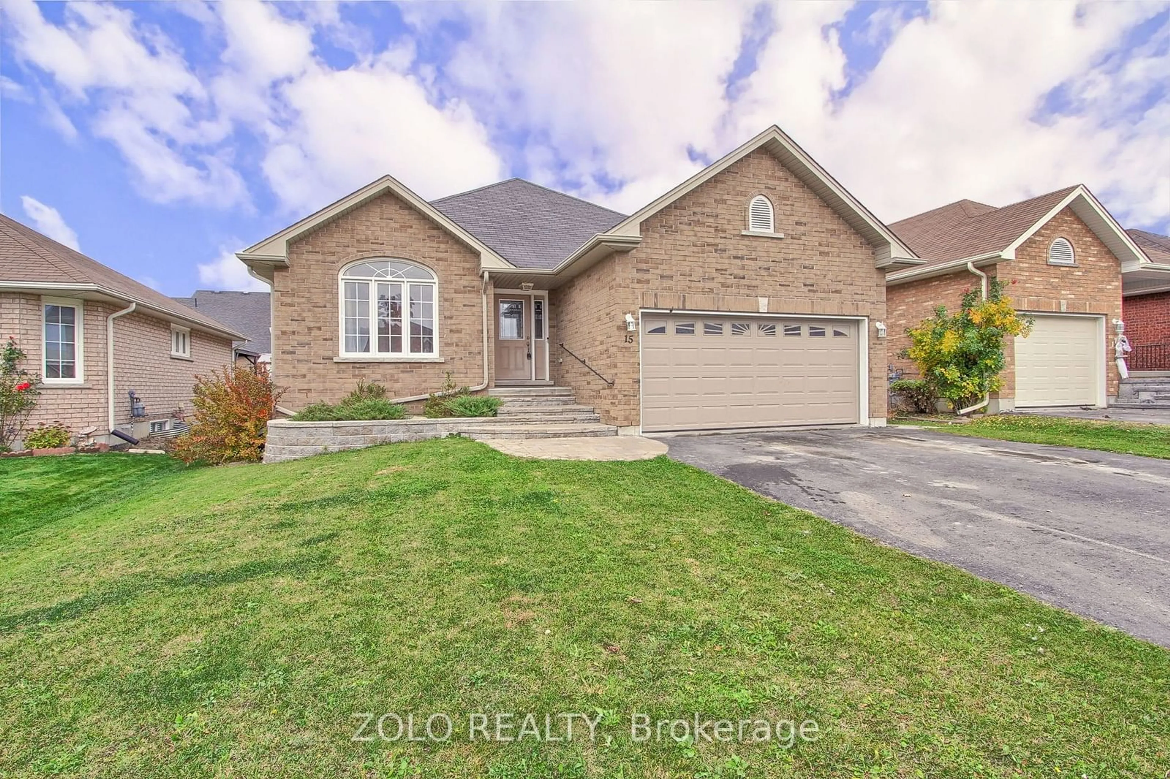 Frontside or backside of a home, the street view for 15 Matchett Cres, Kawartha Lakes Ontario K9V 0G4