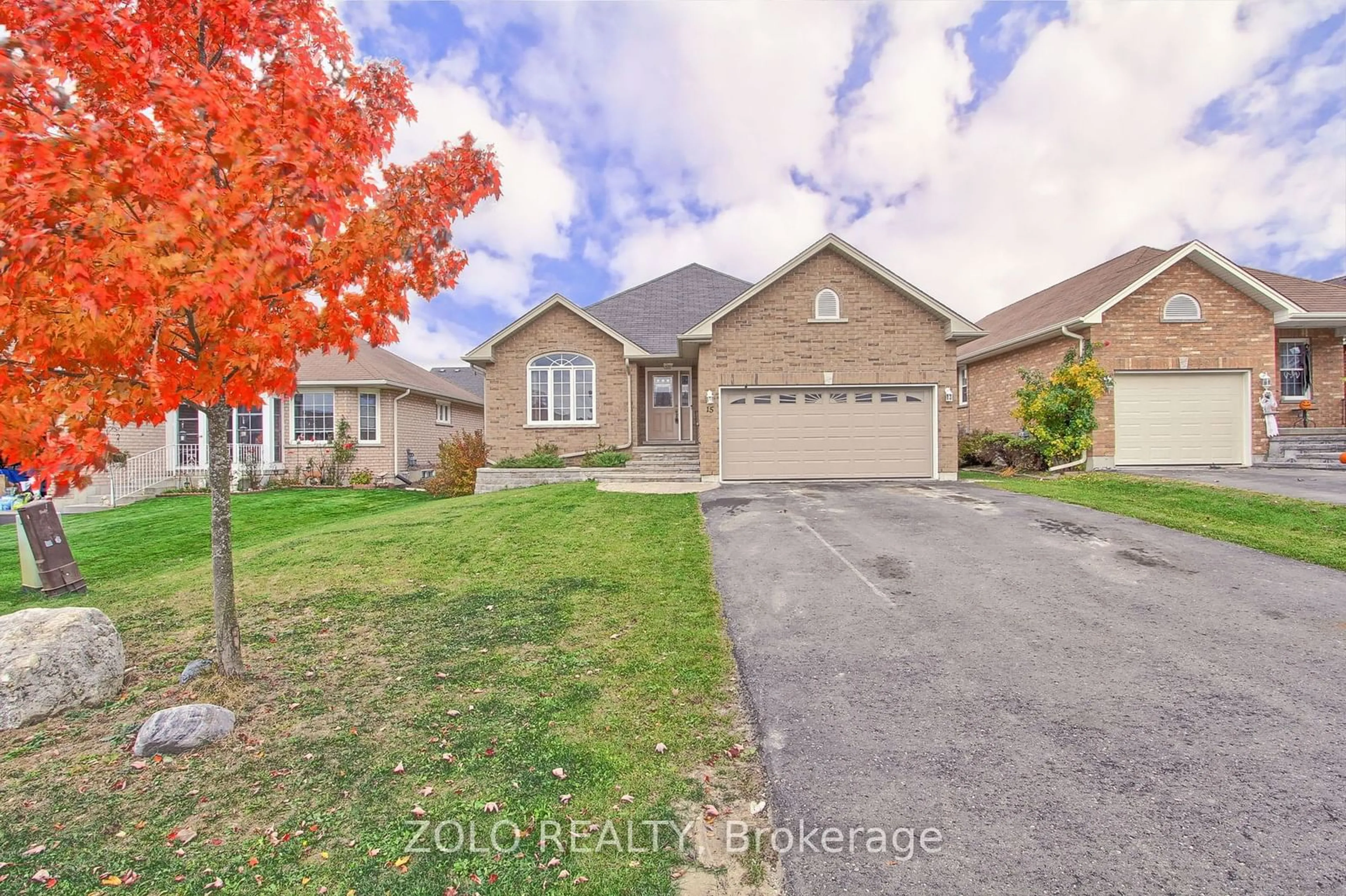 Frontside or backside of a home, the street view for 15 Matchett Cres, Kawartha Lakes Ontario K9V 0G4