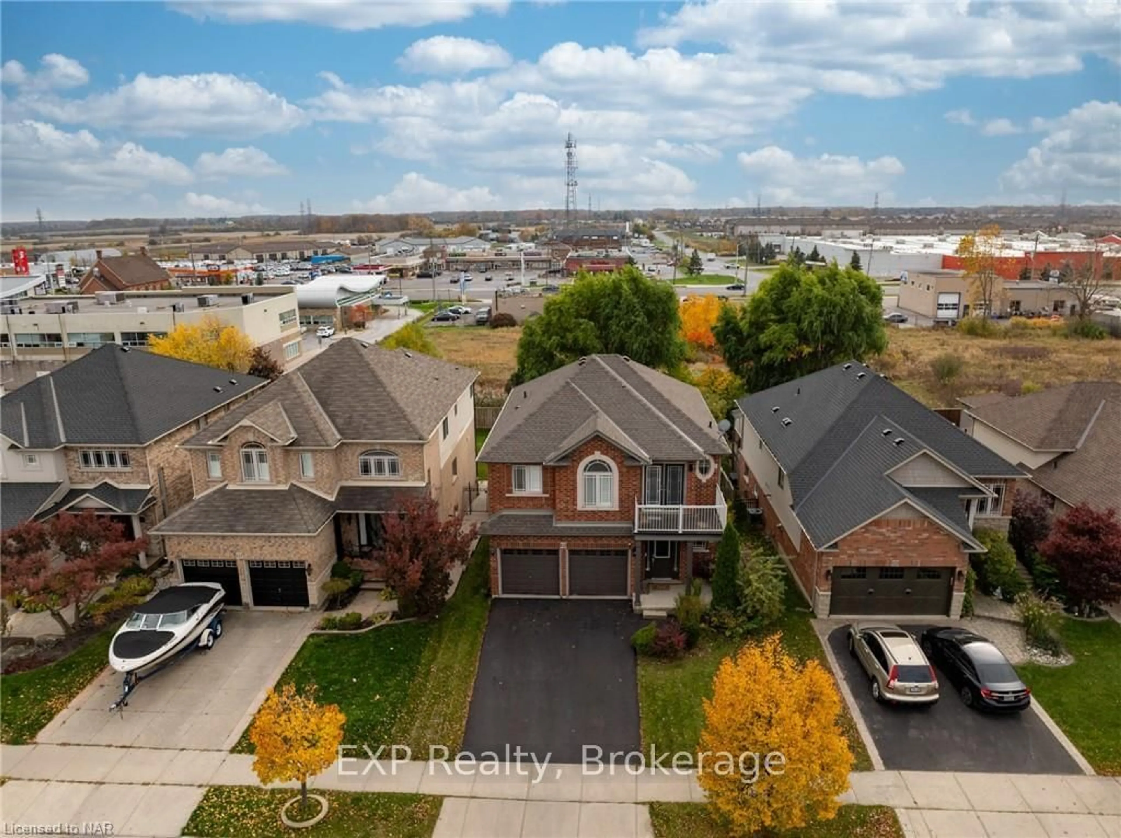 Frontside or backside of a home, the street view for 119 CANDLEWOOD Dr, Hamilton Ontario L8J 0A3