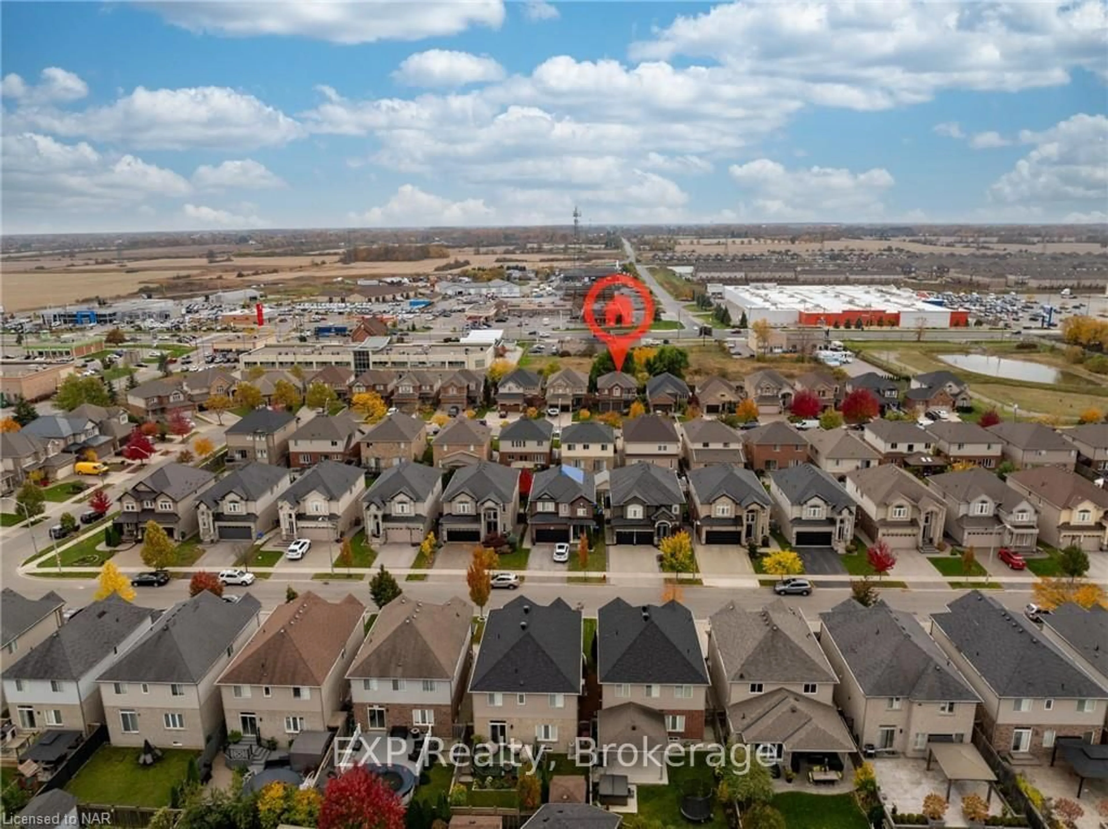 A pic from exterior of the house or condo, the street view for 119 CANDLEWOOD Dr, Hamilton Ontario L8J 0A3