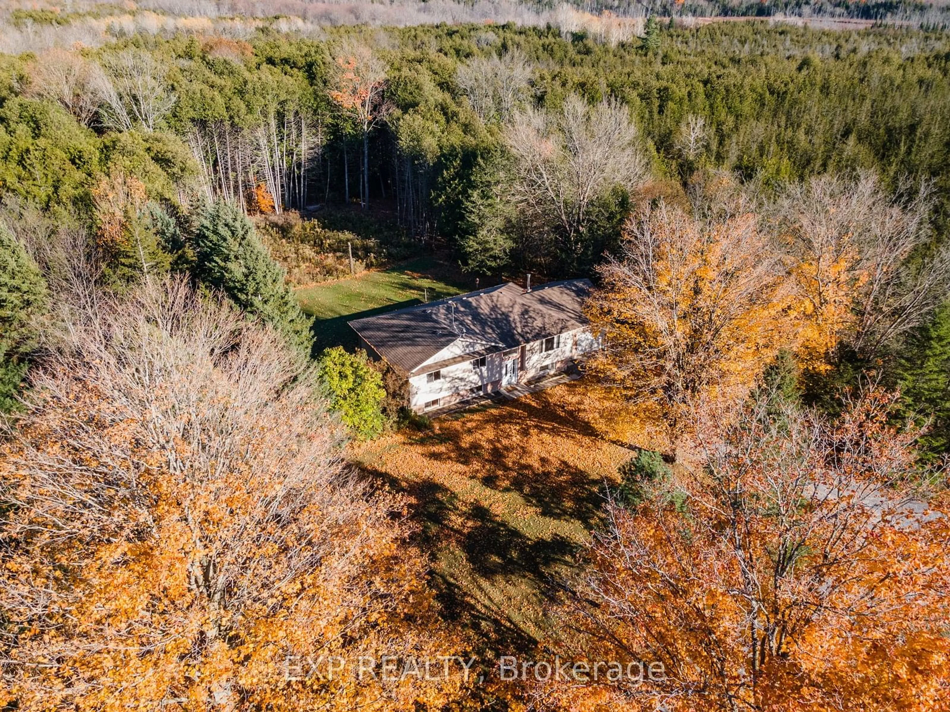 Frontside or backside of a home, cottage for 2572 Shannonville Rd, Tyendinaga Ontario K0K 2V0