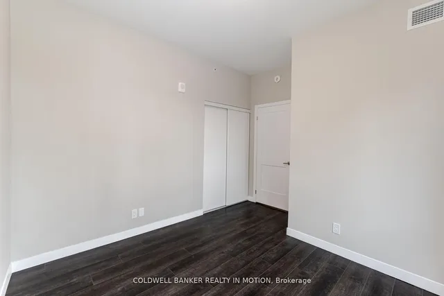 Additional property image - 15 Queen St Unit 303