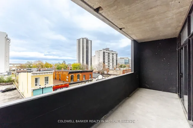 Additional property image - 15 Queen St Unit 303