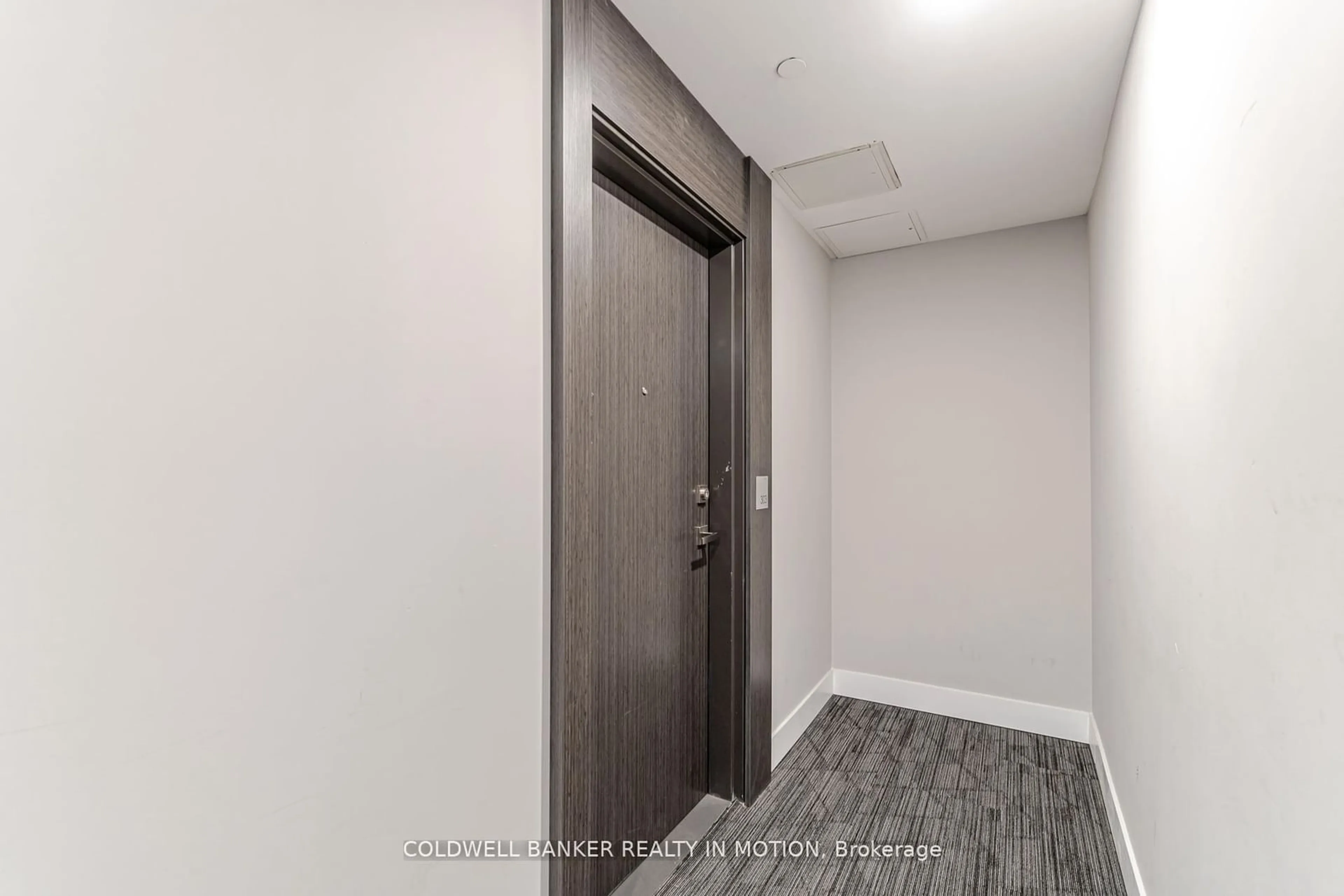 Indoor entryway, not visible floor for 15 Queen St #303, Hamilton Ontario L8P 0C6