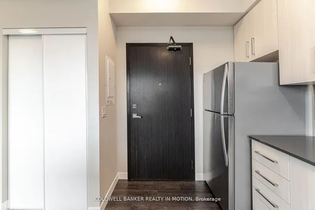 Additional property image - 15 Queen St Unit 303