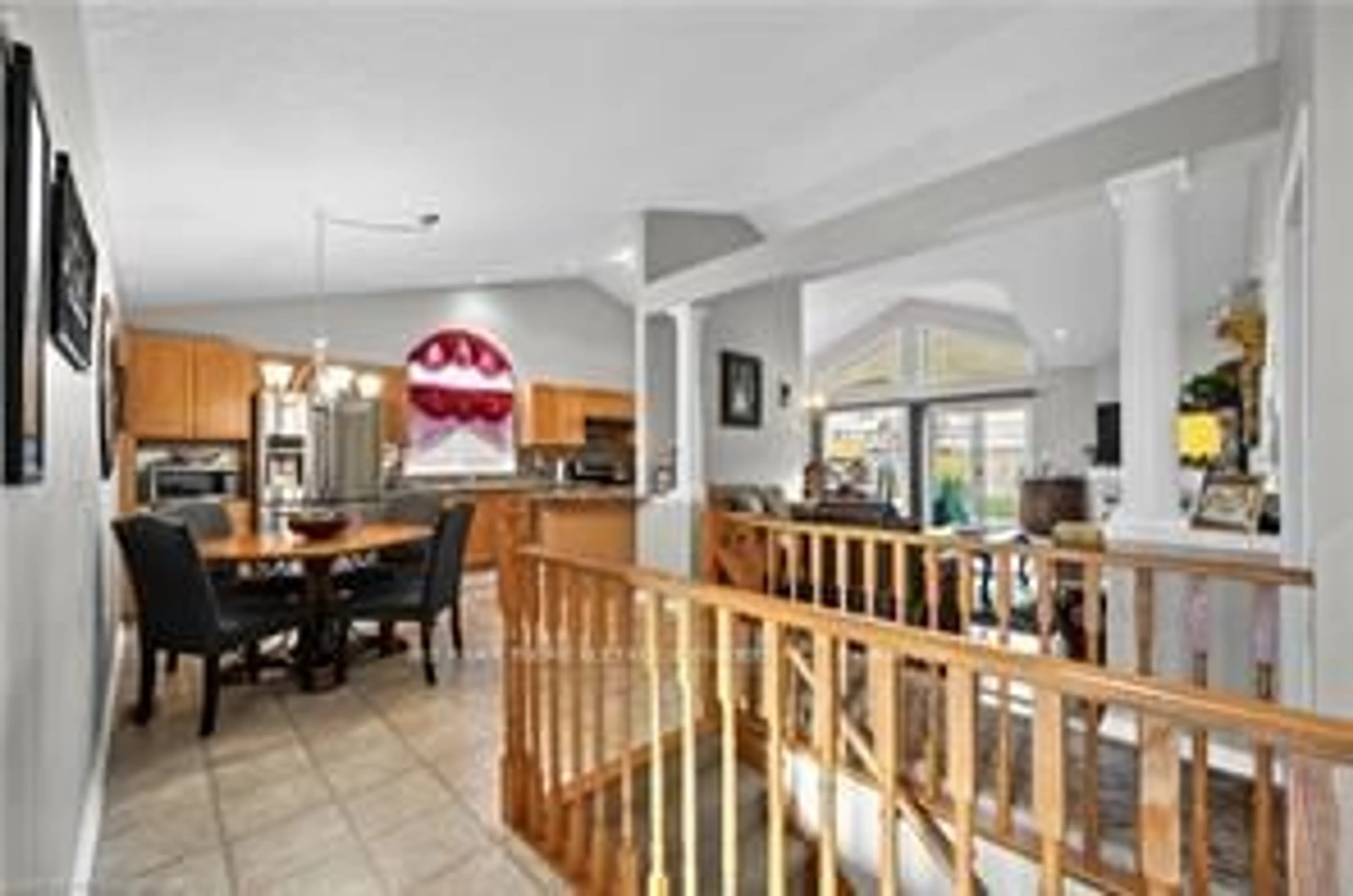 Open concept kitchen for 83 Drinkwater Dr, Cambridge Ontario N1P 1G5