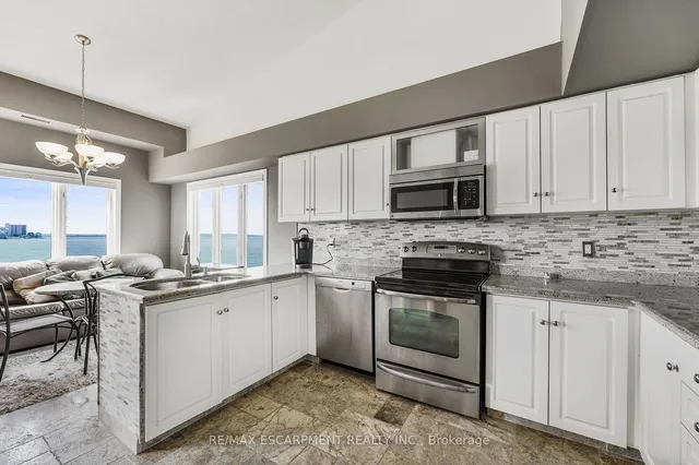 Additional property image - 491-493 Dewitt Rd