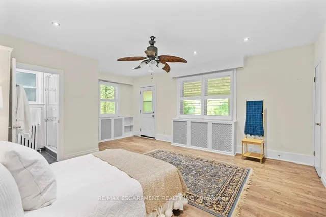 Additional property image - 15 Freeman Pl
