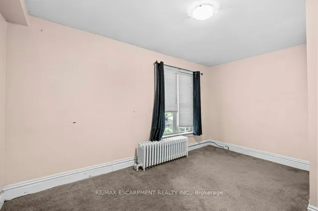 Additional property image - 15 Freeman Pl
