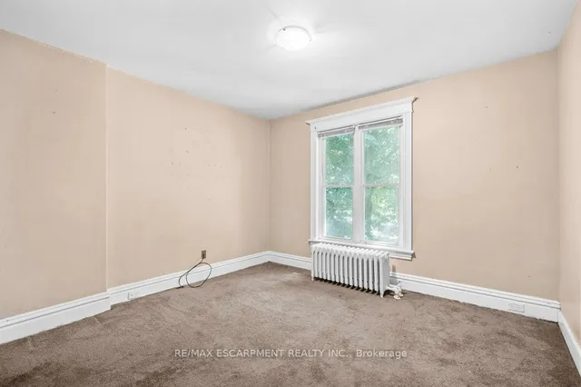 Additional property image - 15 Freeman Pl