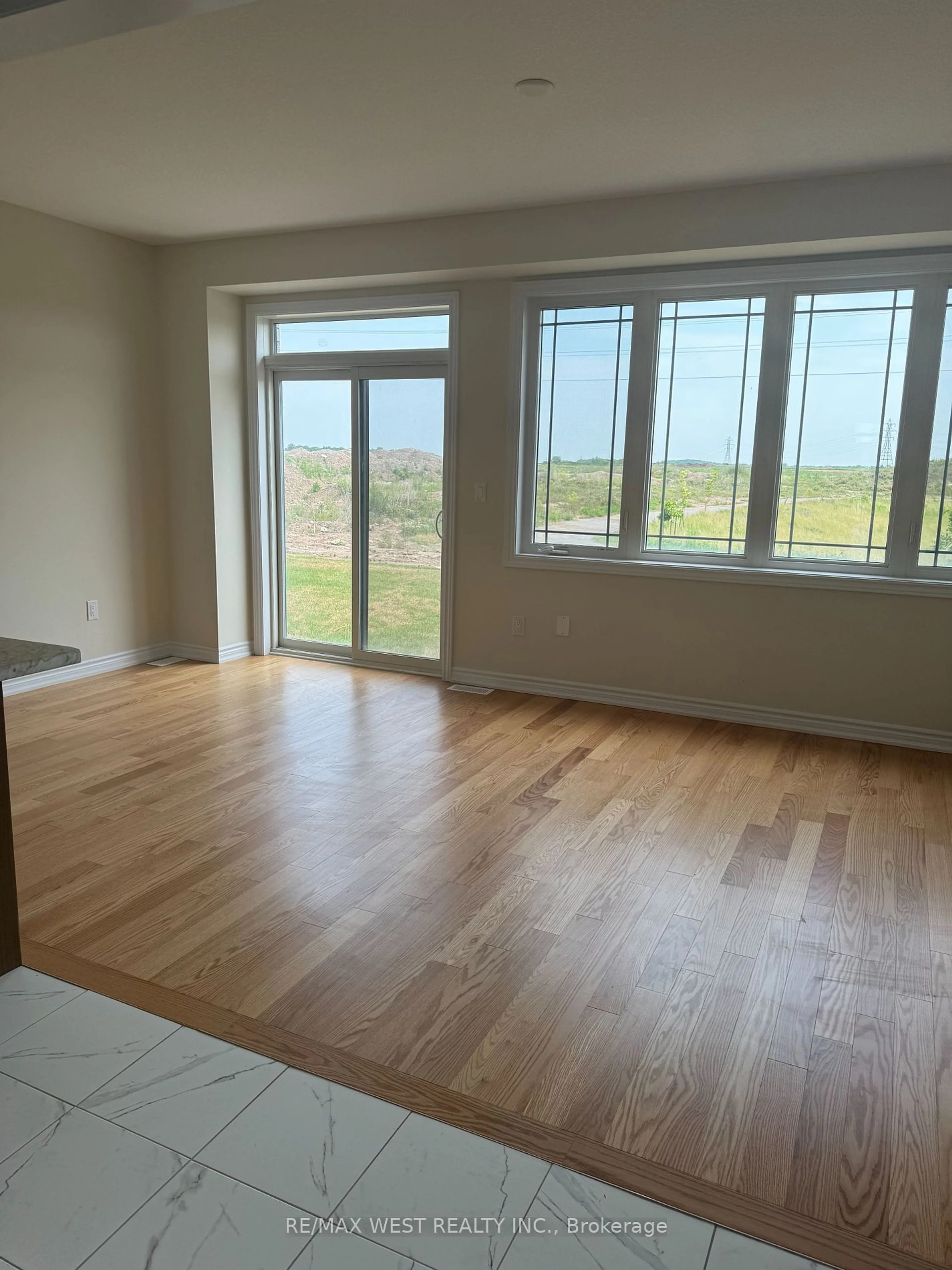 A pic of a room, wood floors for 456 Barker Pkwy, Thorold Ontario L2E 6S4