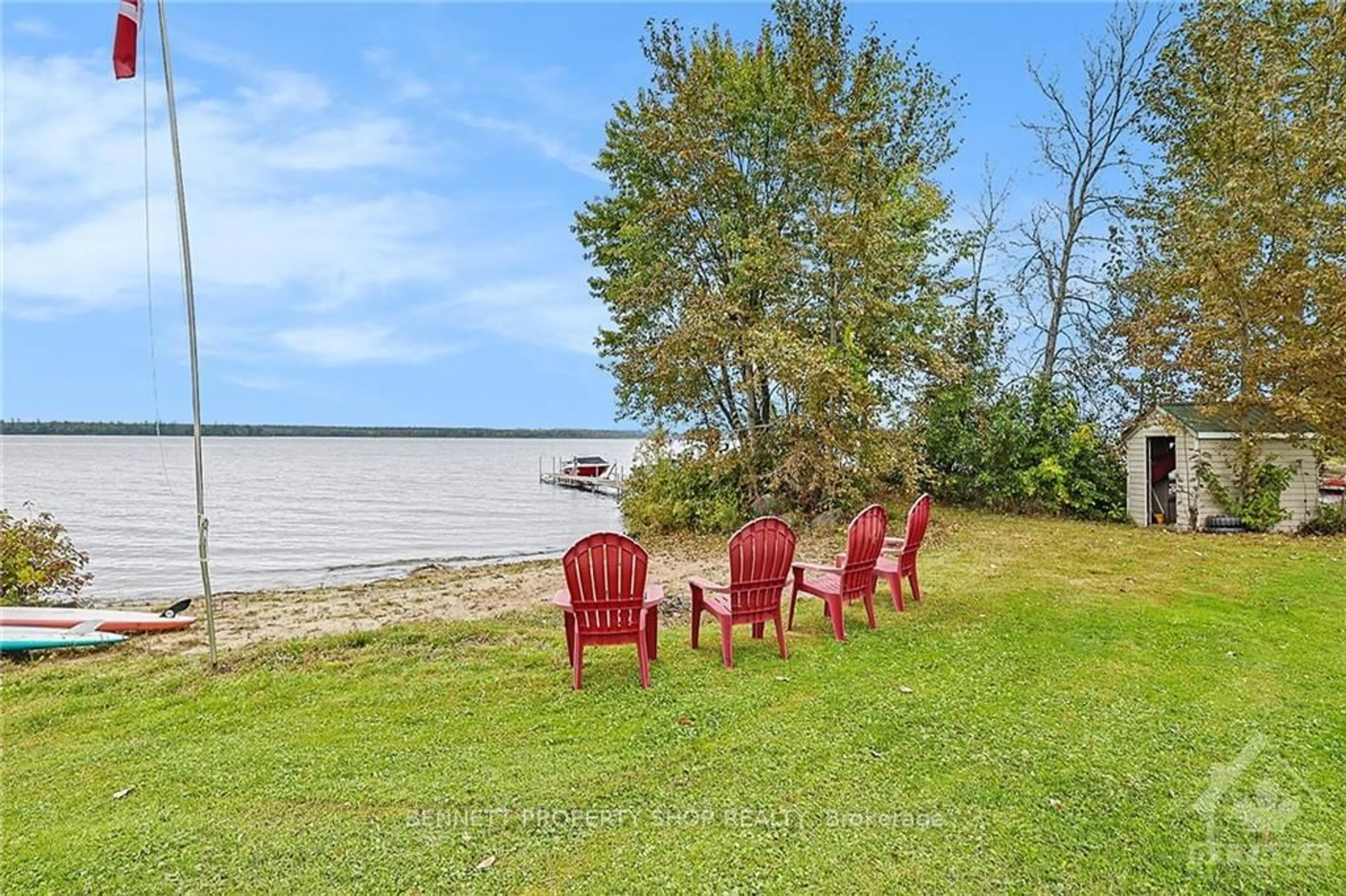 Patio, cottage for 22 MARYANN Lane, Horton Ontario K7V 3Z8