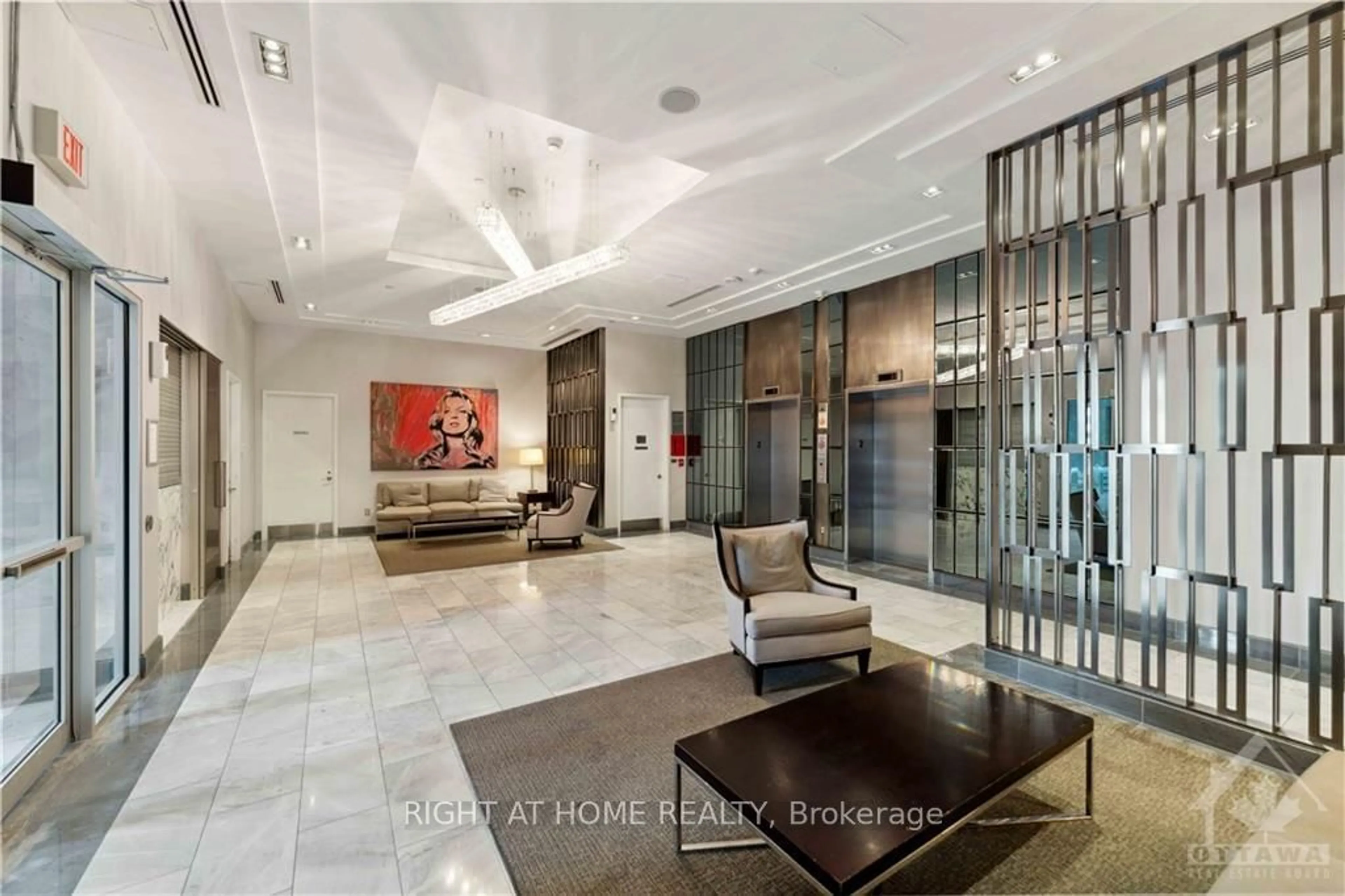 Indoor lobby, wood floors for 300 LISGAR St #209, Ottawa Centre Ontario K2P 0E2