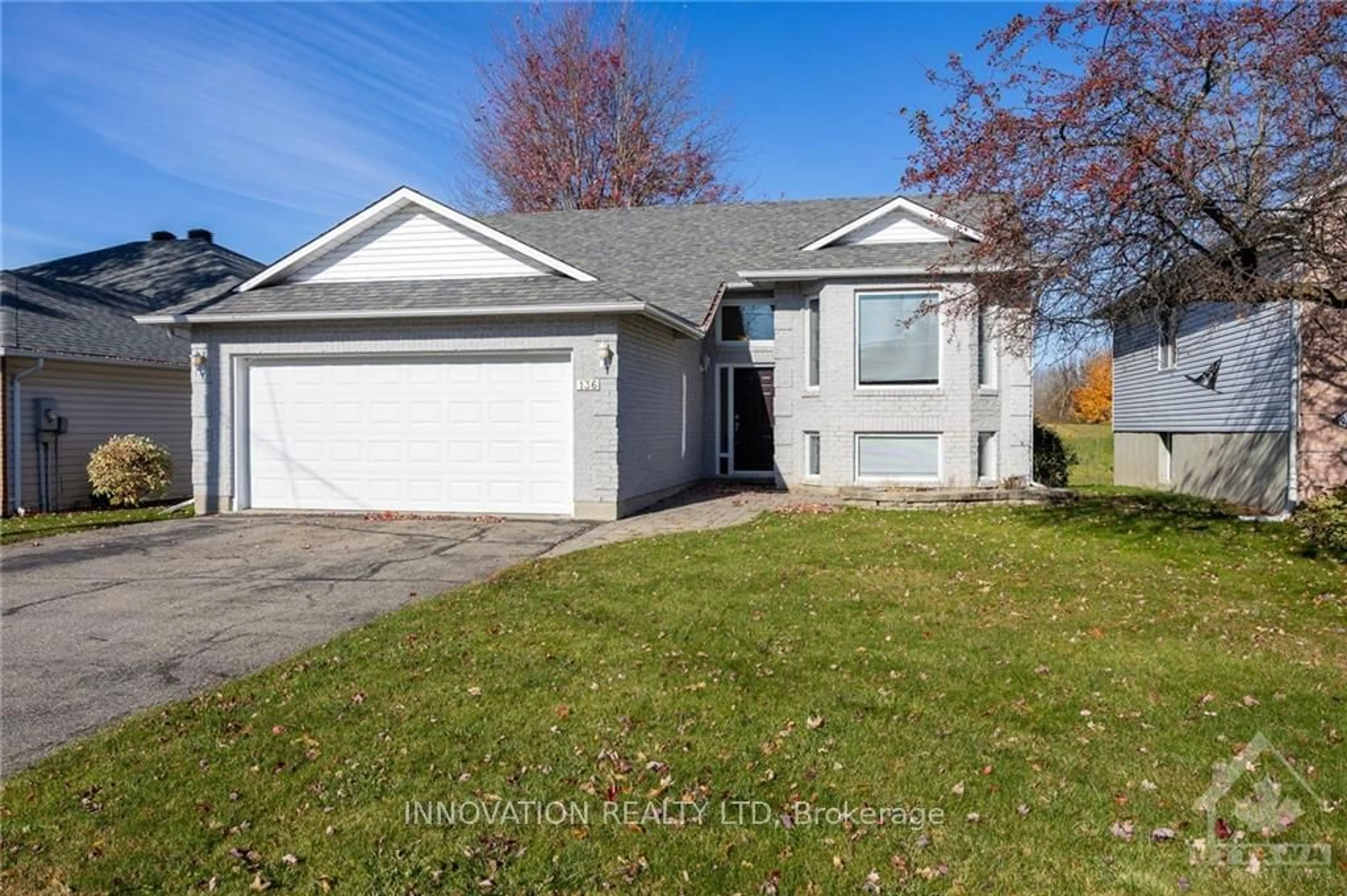 Frontside or backside of a home, the street view for 136 PATTERSON Cres, Carleton Place Ontario K7C 4P3