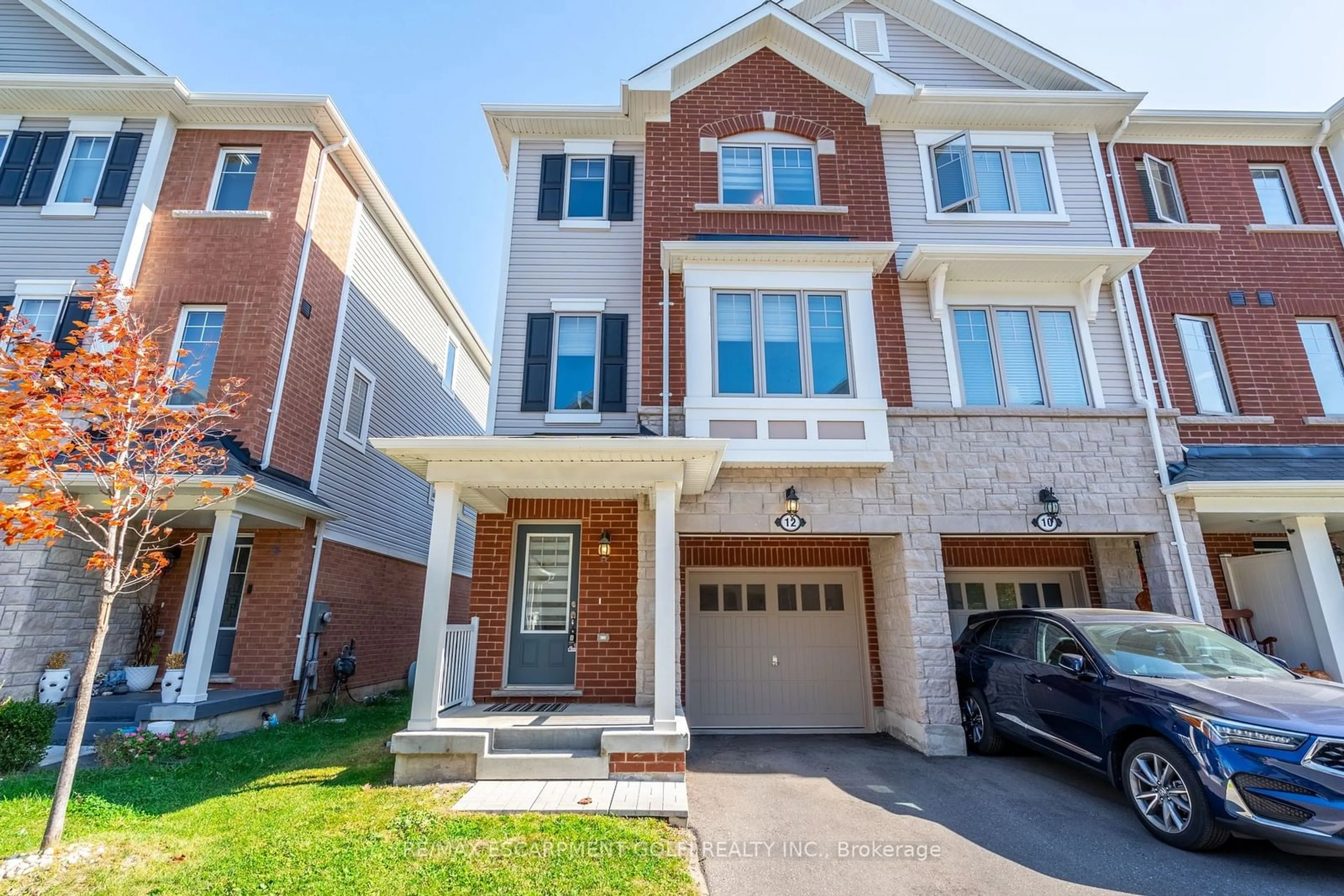 A pic from exterior of the house or condo, the street view for 12 Rapids Lane, Hamilton Ontario L8K 0A3