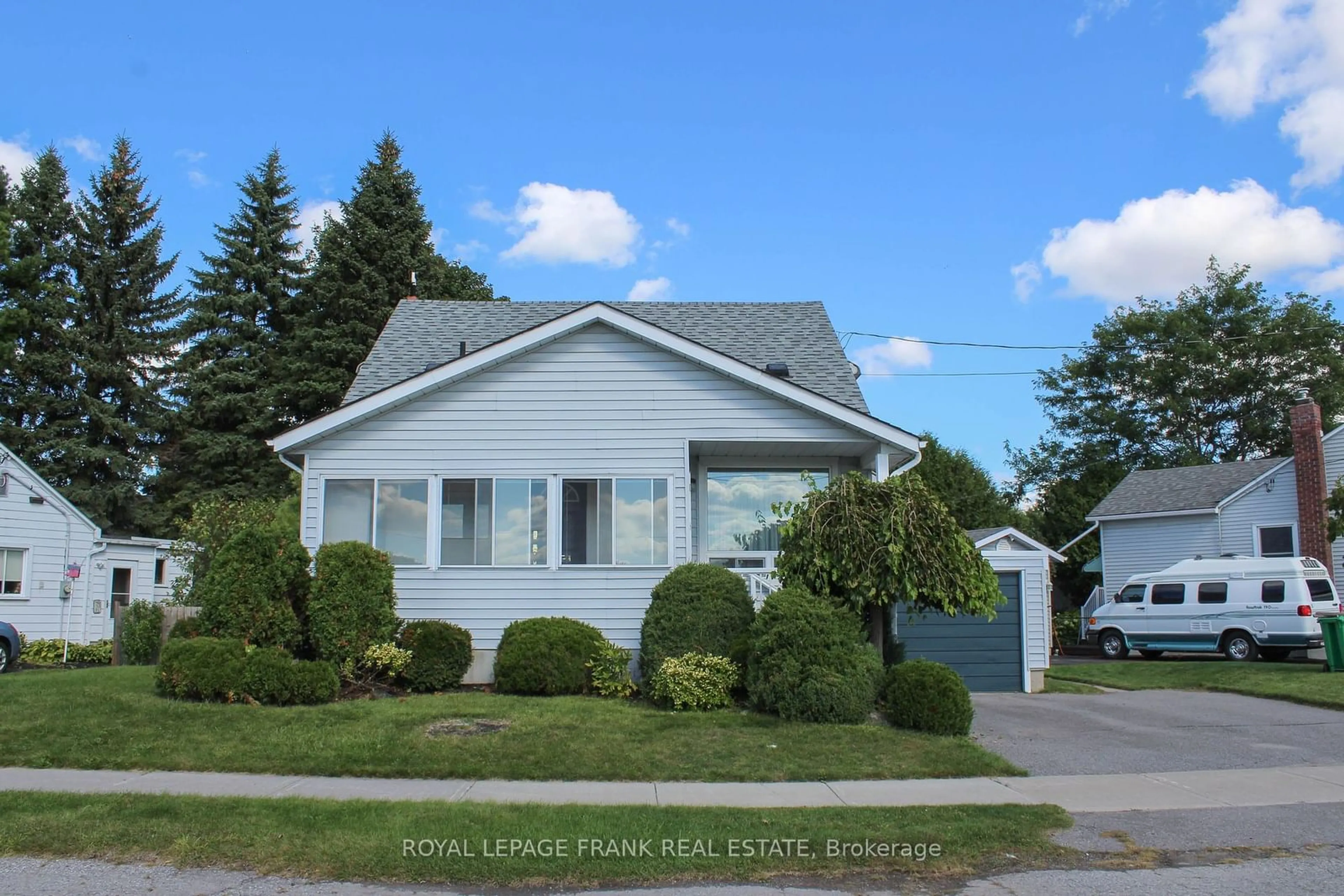 Frontside or backside of a home, the street view for 53 Edgewater Blvd, Peterborough Ontario K0H 1A4