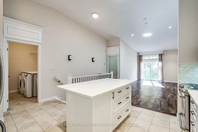 Additional property image - 19 Tallforest Tr