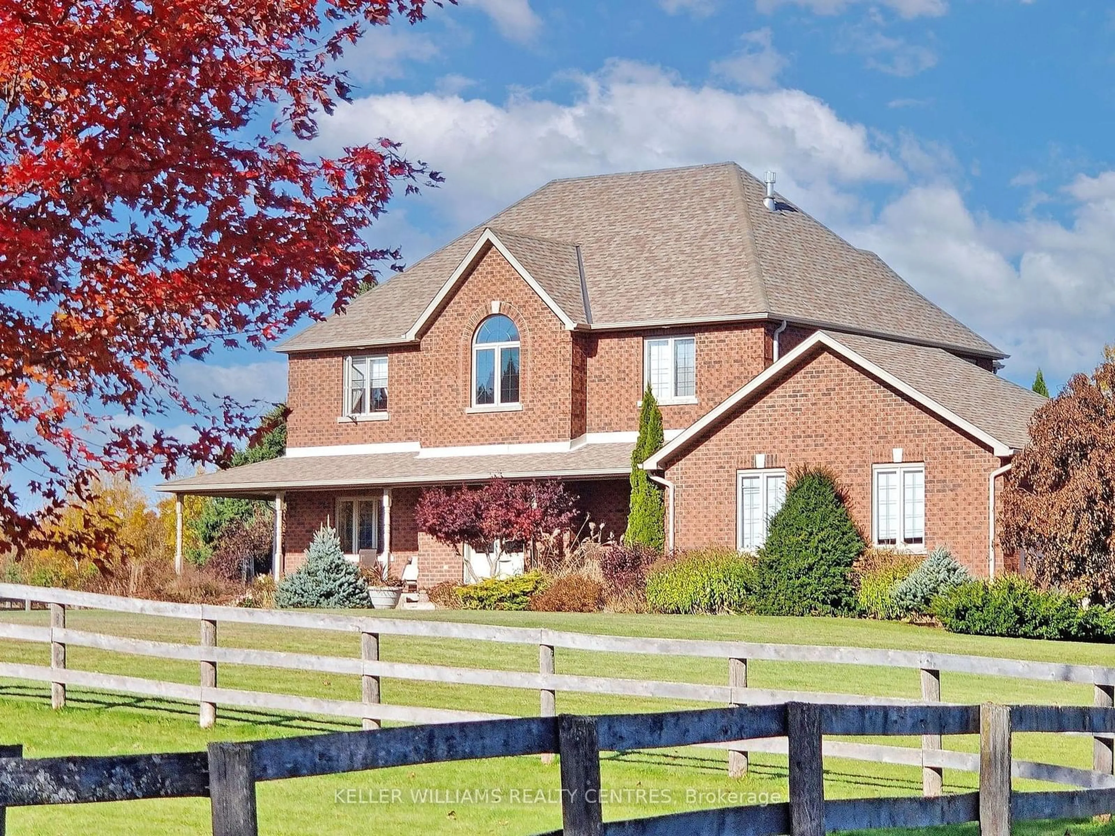 Home with brick exterior material for 387129 20 Sideroad, Mono Ontario L9W 6V5