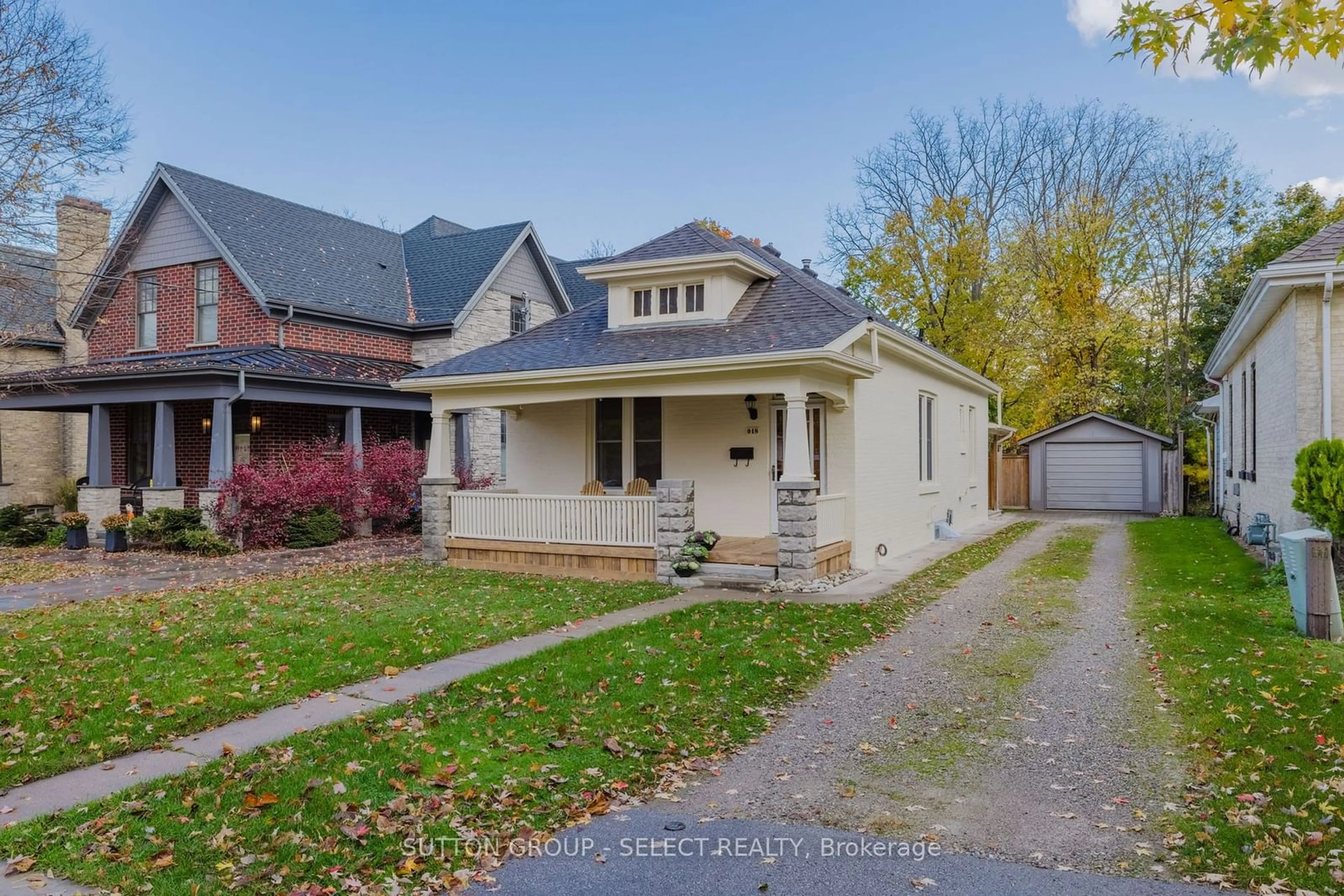 Frontside or backside of a home, the street view for 918 Wellington St, London Ontario N6A 3S9