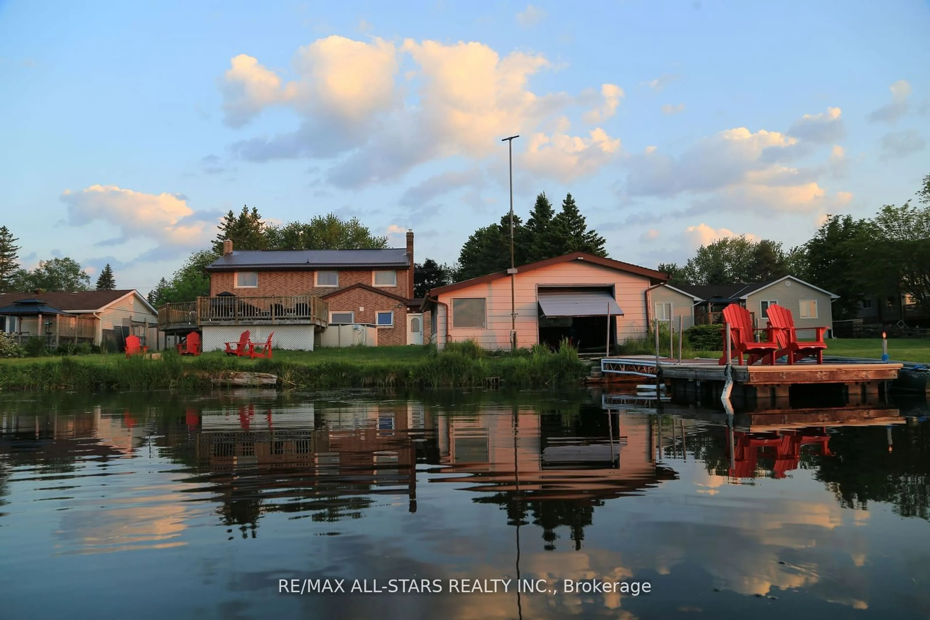 A pic from exterior of the house or condo, lake for 122 Fenelon Dr, Kawartha Lakes Ontario K0M 1G0