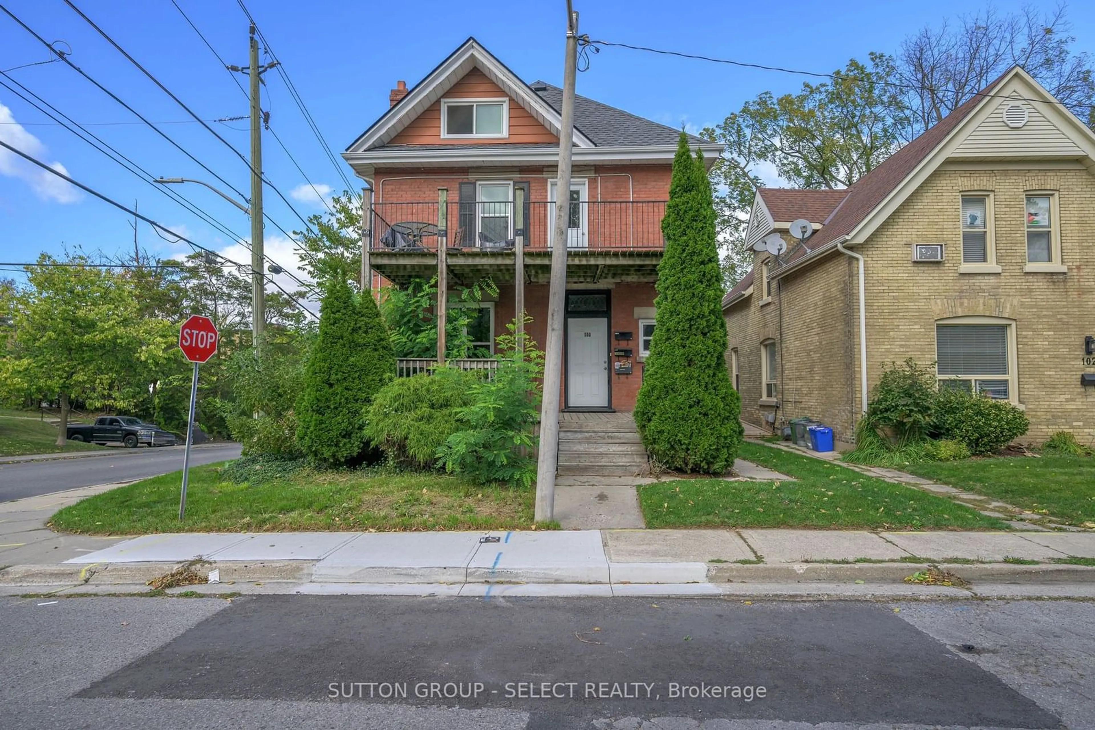 Frontside or backside of a home, the street view for 100 Mcclary Ave, London Ontario N6C 1P8