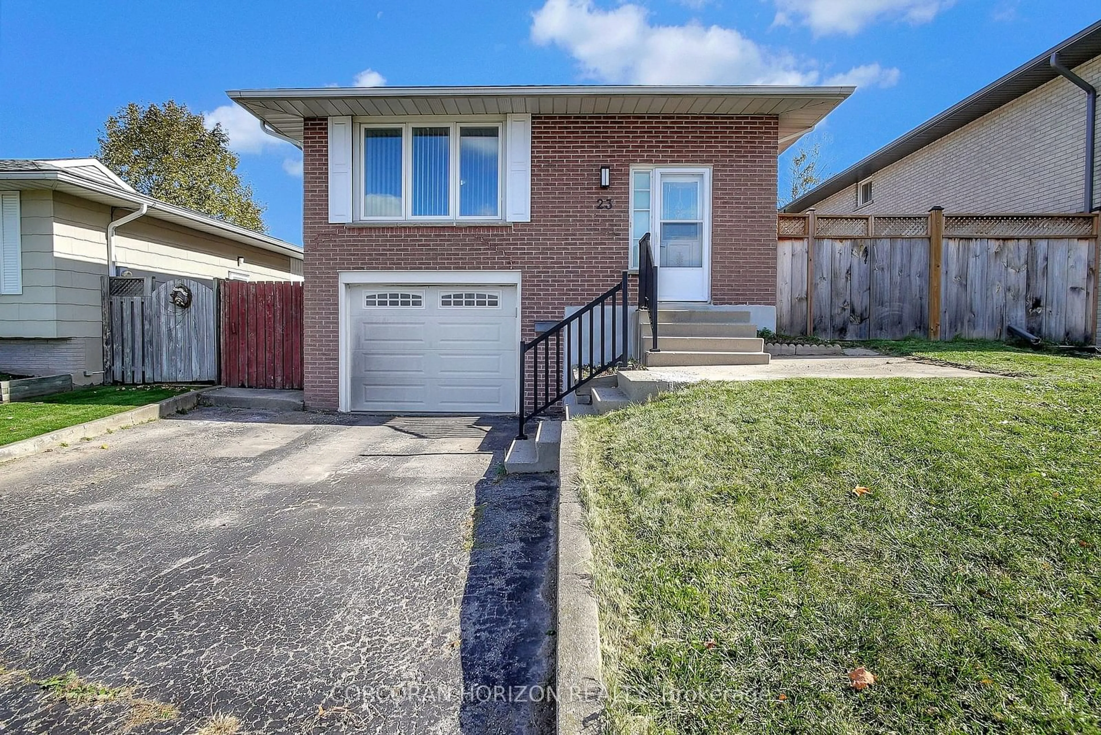 Frontside or backside of a home, cottage for 23 Greenbrier Rd, Cambridge Ontario N1R 6M5