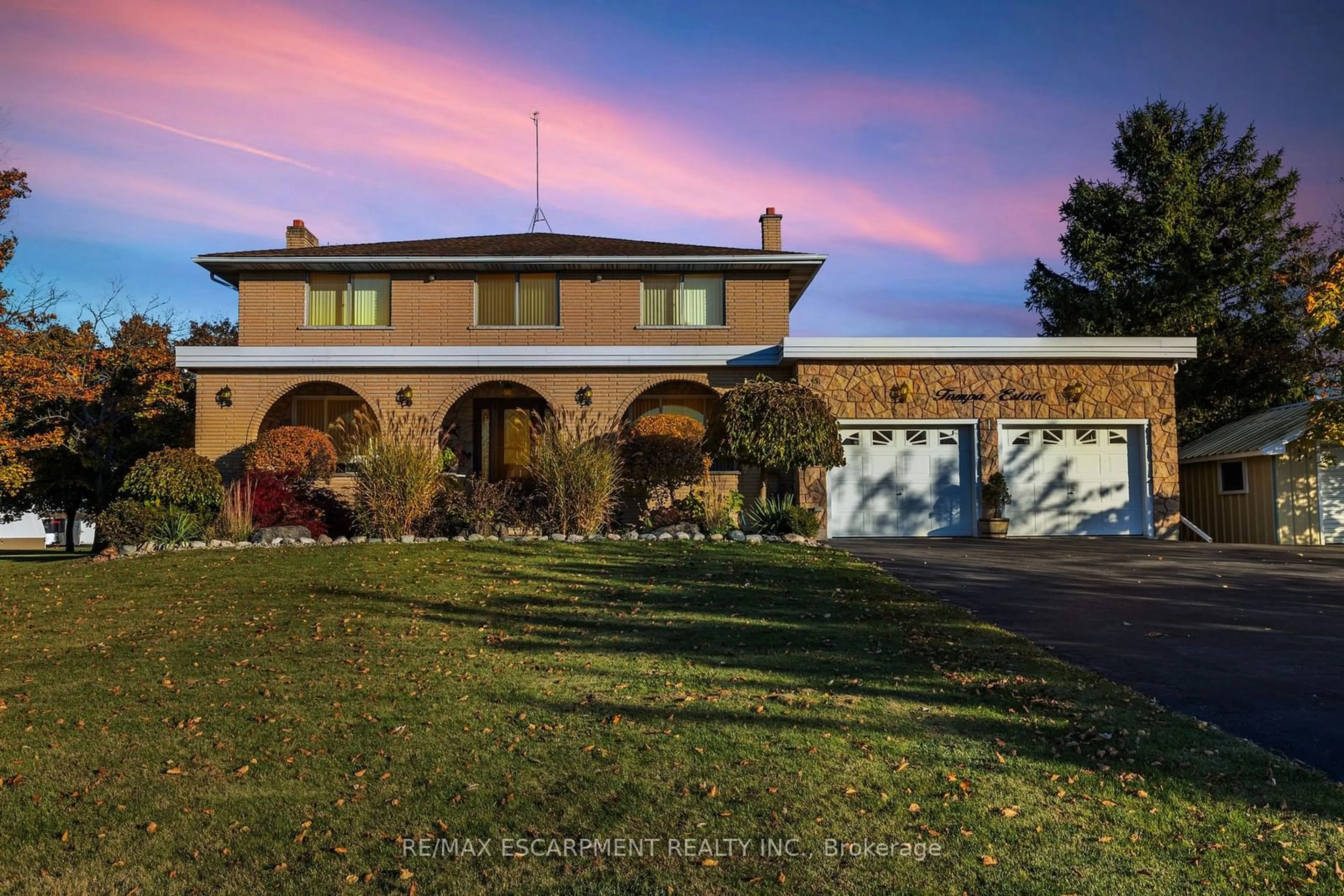 Frontside or backside of a home, the street view for 1239 WESTBROOK Rd, West Lincoln Ontario L0R 1E0