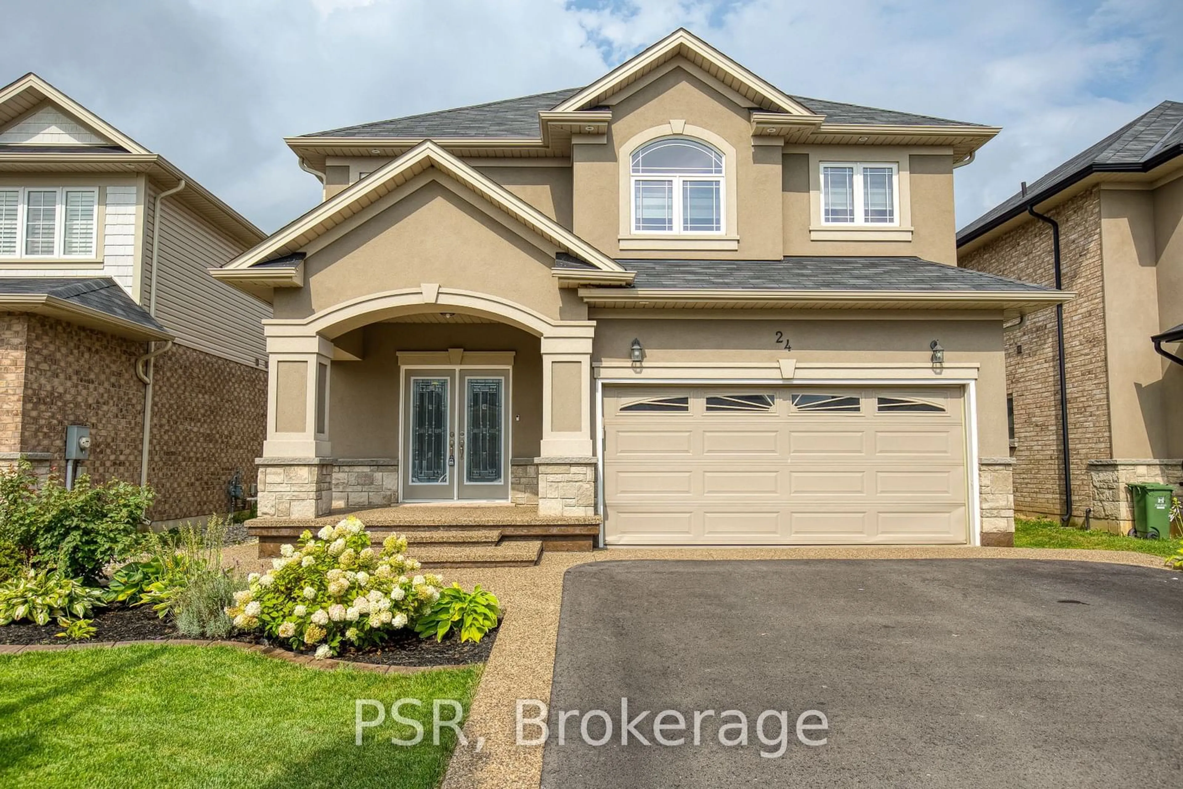 Frontside or backside of a home for 24 Dunvegan Pl, Hamilton Ontario L9B 0H5