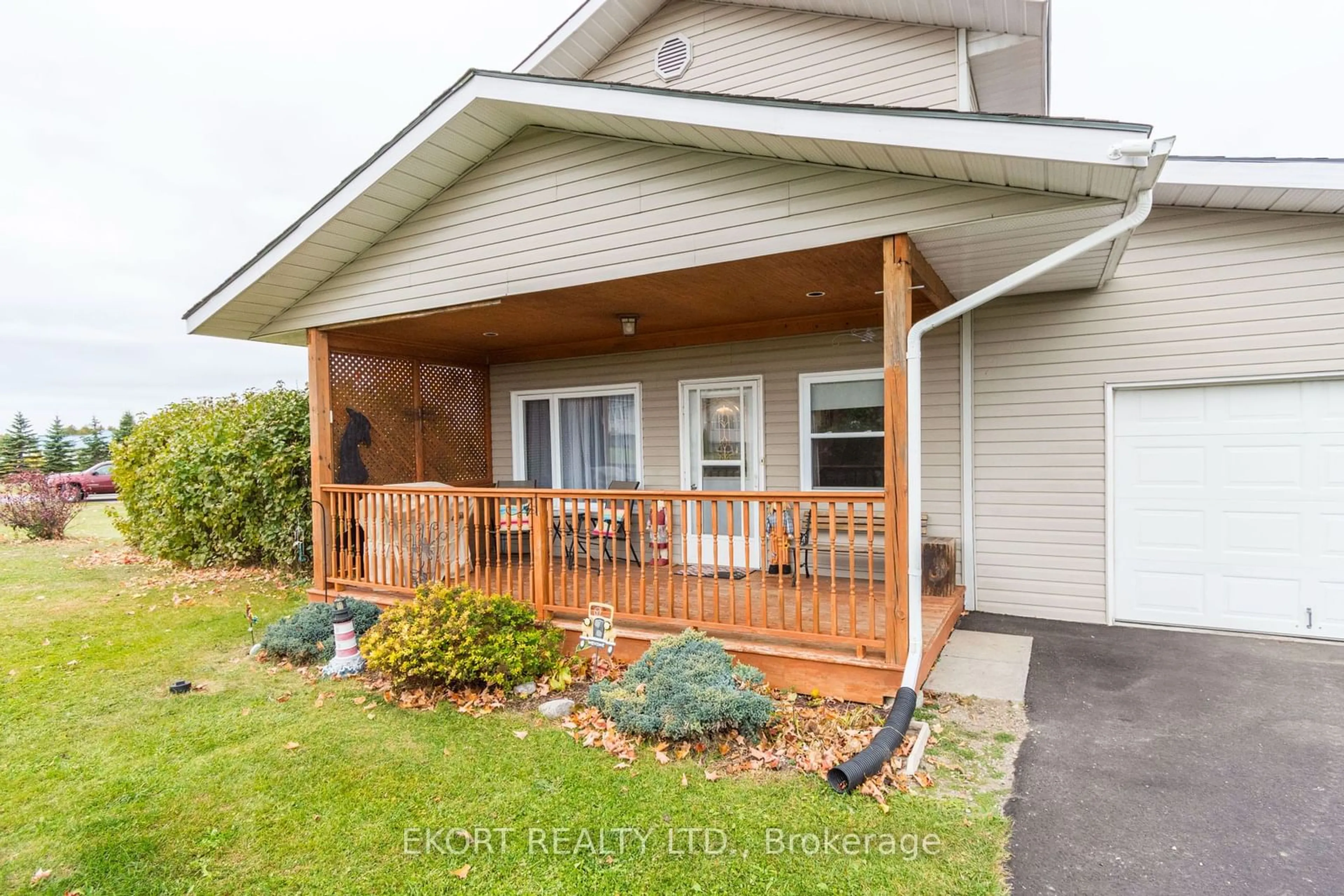 A pic from exterior of the house or condo, cottage for 214 Preston Hill Rd, Quinte West Ontario K0K 3M0