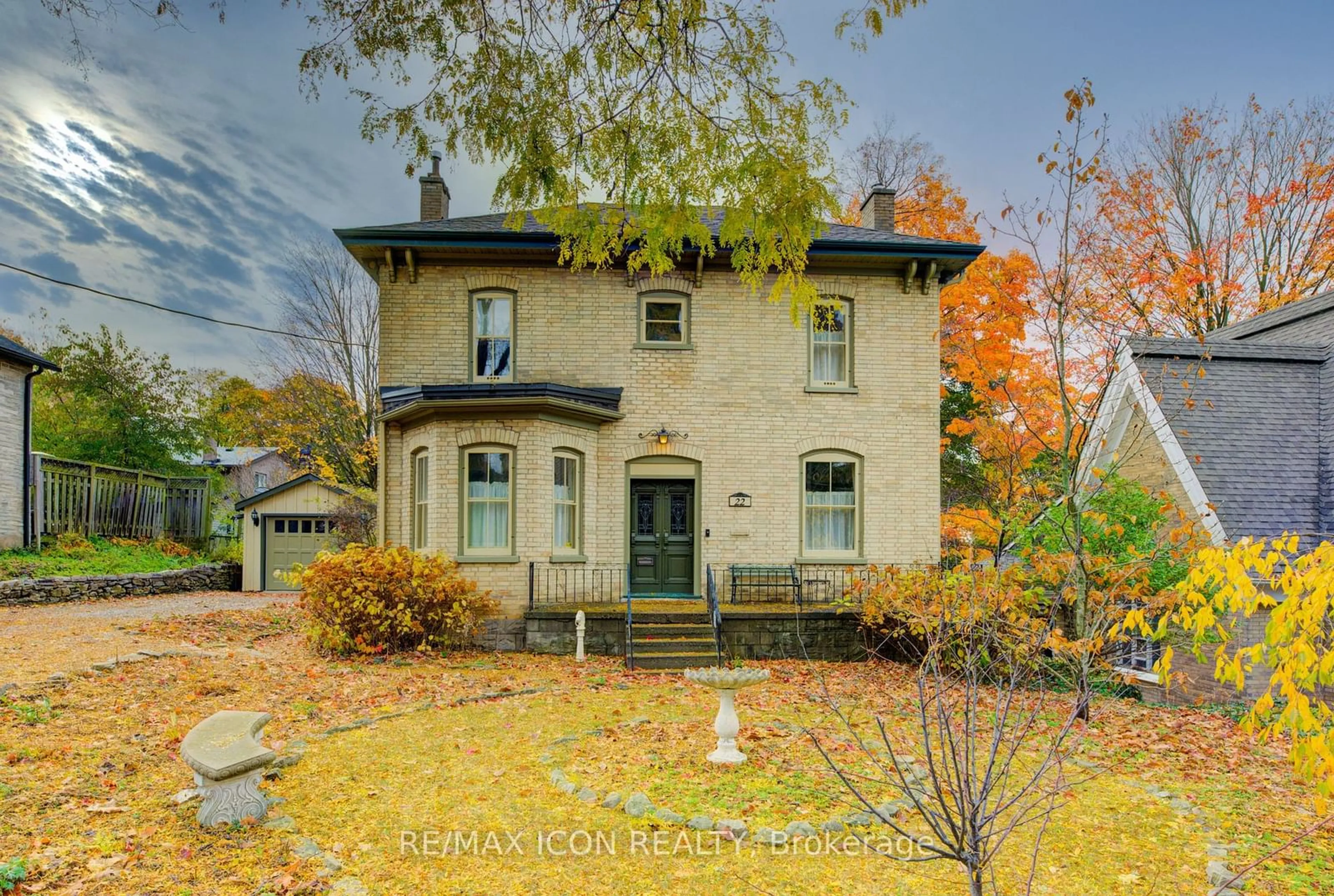 Frontside or backside of a home, cottage for 22 Harvey St, Cambridge Ontario N3C 1M6