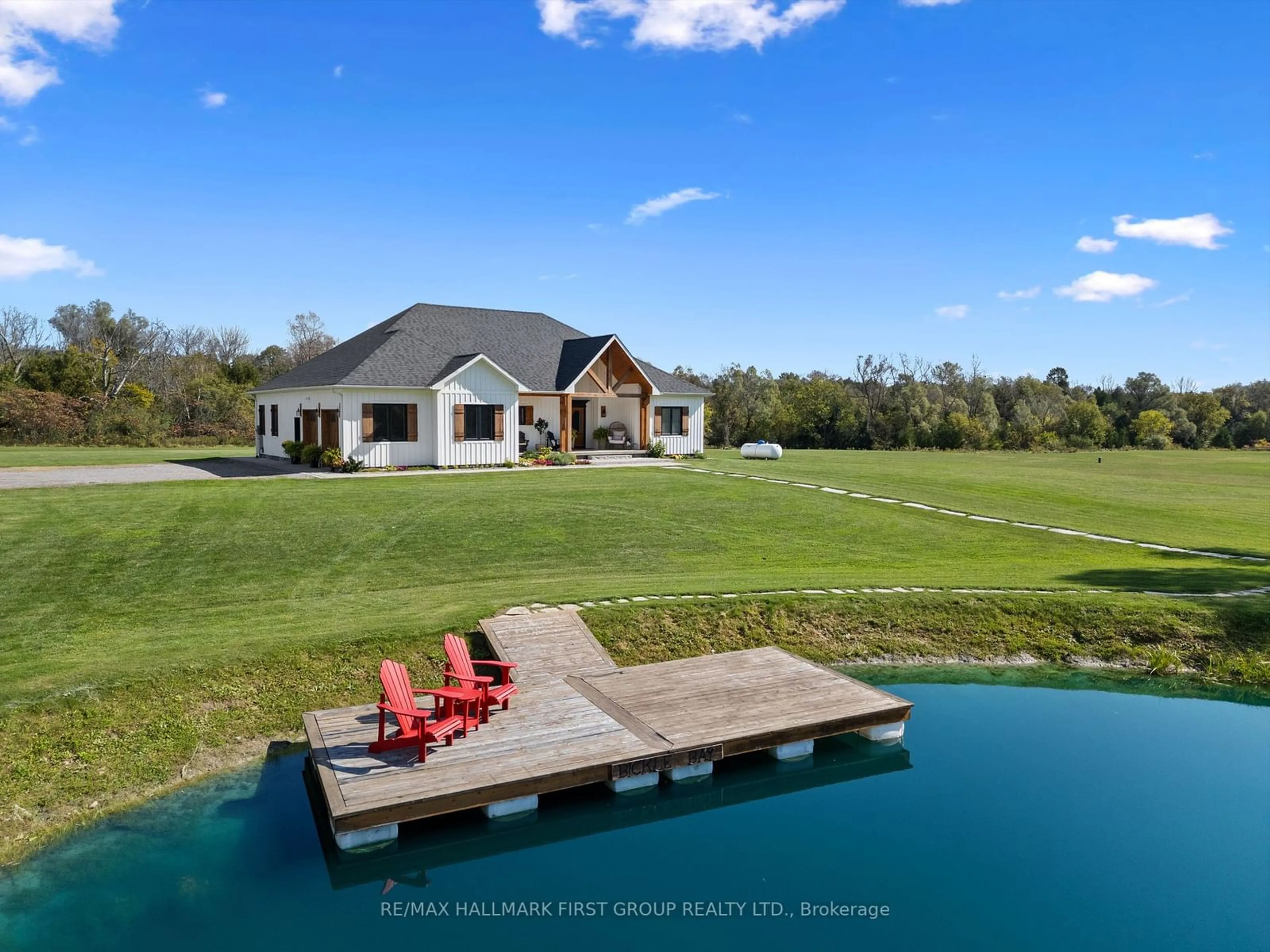 Frontside or backside of a home, cottage for 3229 Garland Rd, Hamilton Township Ontario K9A 4J7