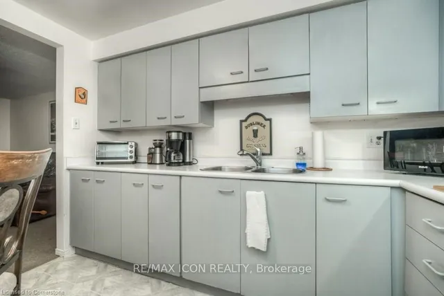 Additional property image - 565 Greenfield Ave Unit 601