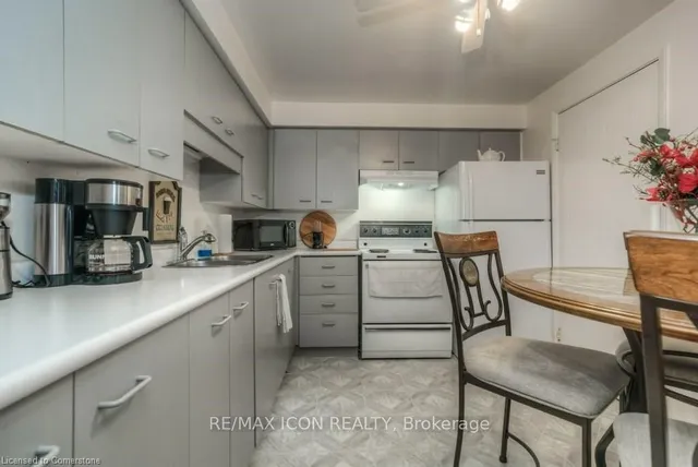 Additional property image - 565 Greenfield Ave Unit 601