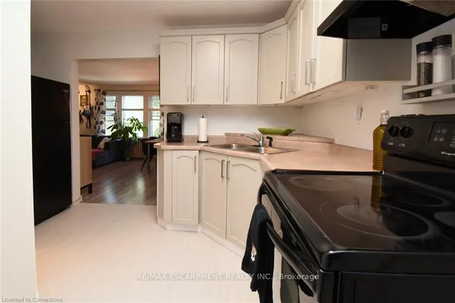 Additional property image - 356 Hunter St Unit 10