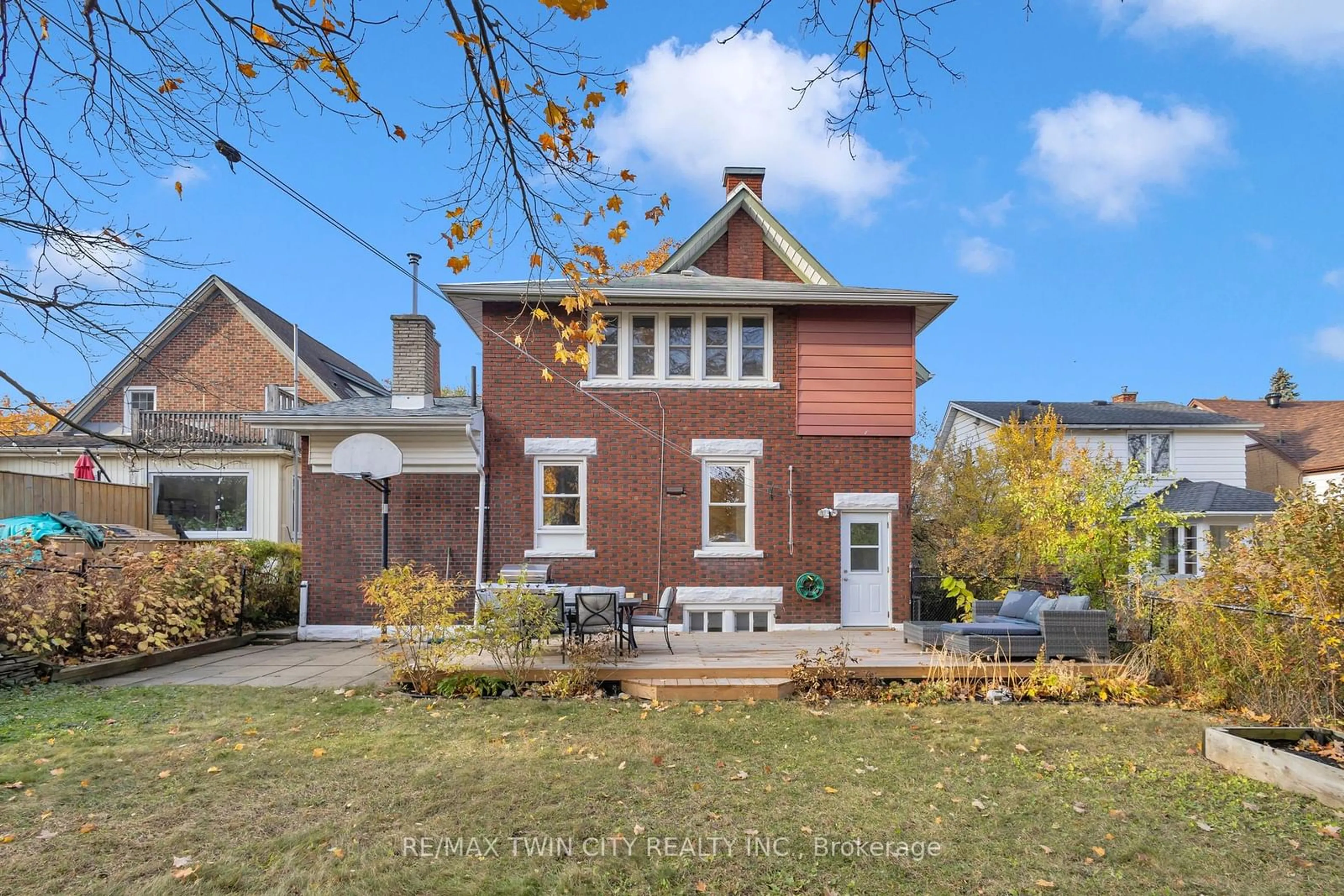 Home with brick exterior material for 57 Patricia Ave, Kitchener Ontario N2M 1J4