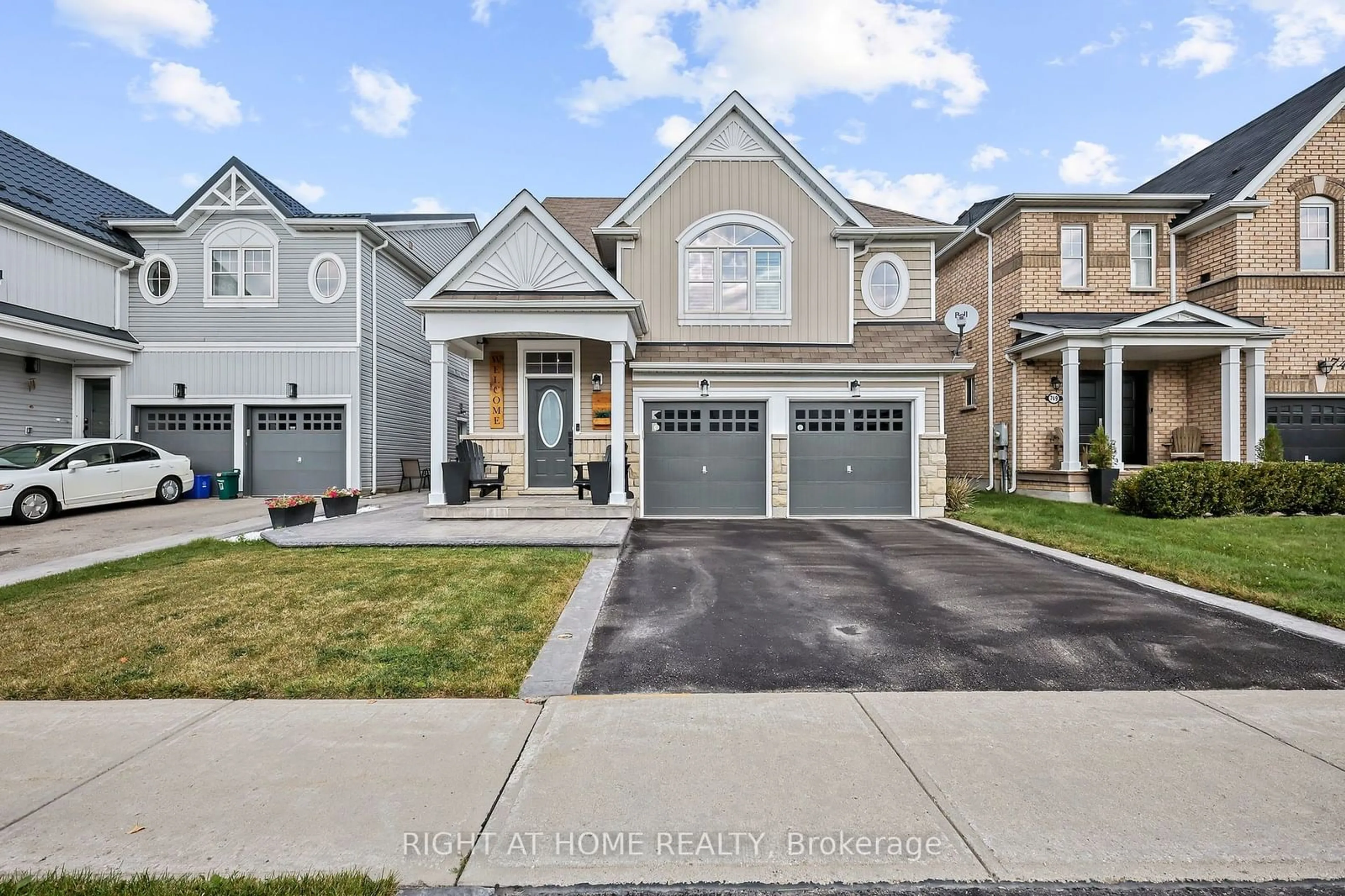 Frontside or backside of a home, the street view for 745 Halbert Dr, Shelburne Ontario L9V 3S3