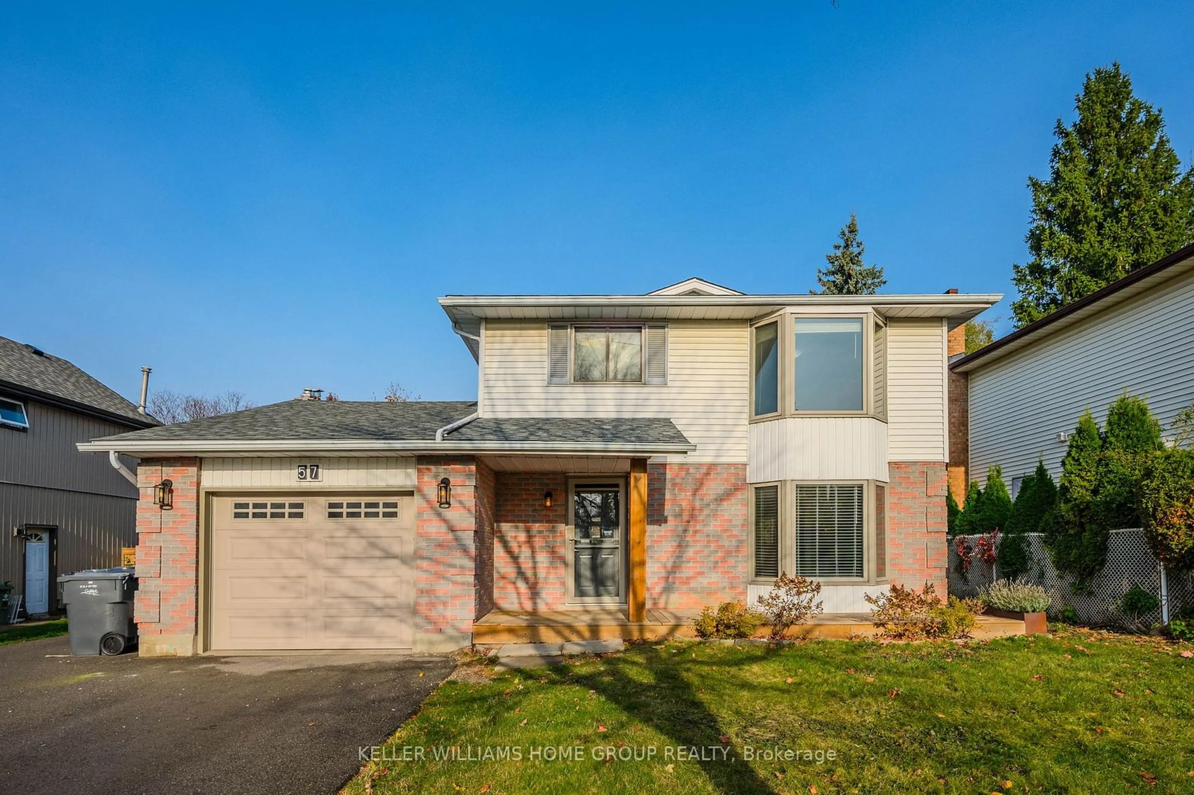 Frontside or backside of a home, the street view for 57 Rochelle Dr, Guelph Ontario N1K 1L1