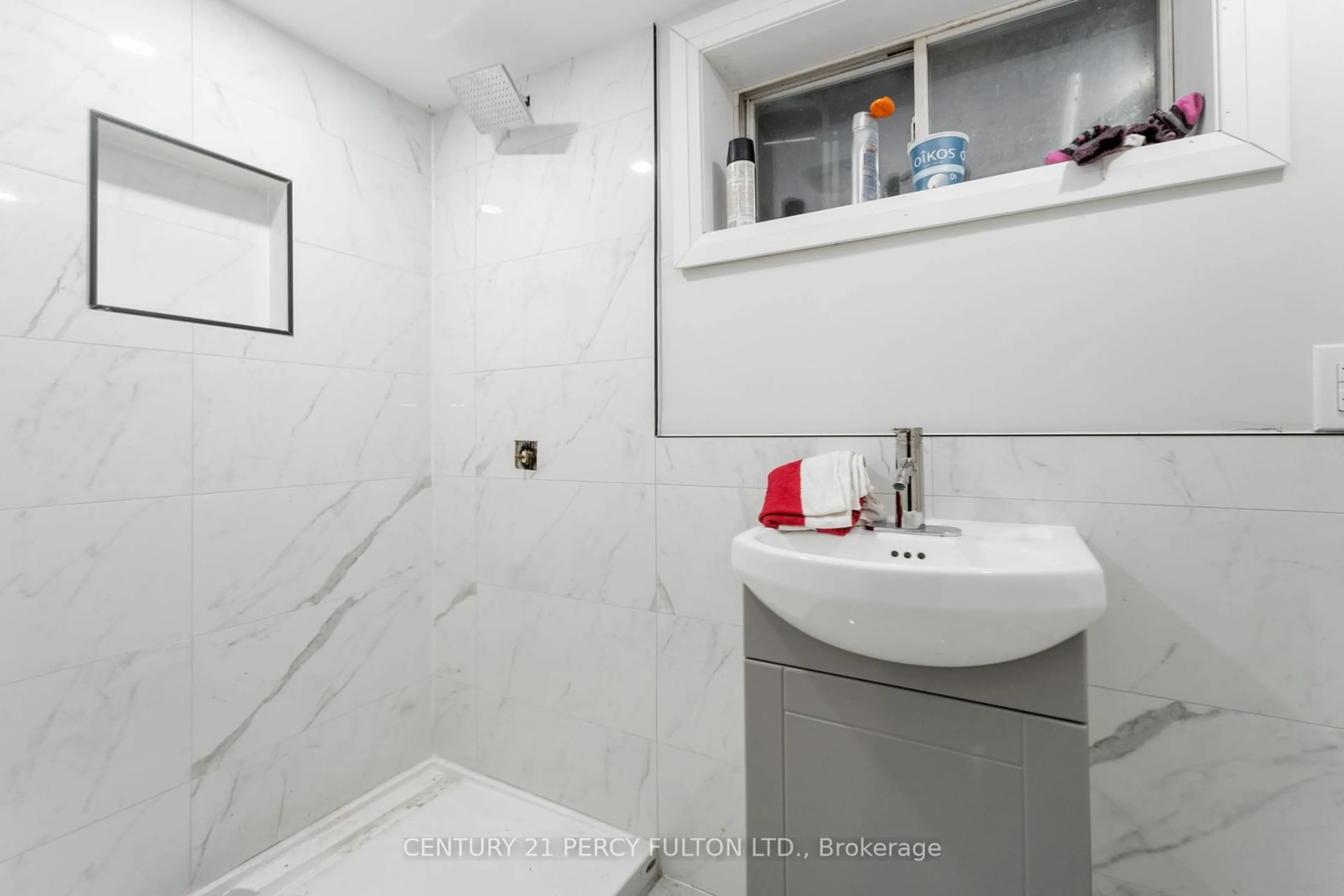 Bathroom, ceramic floors for 55 Francis St, Hamilton Ontario L8L 3V2