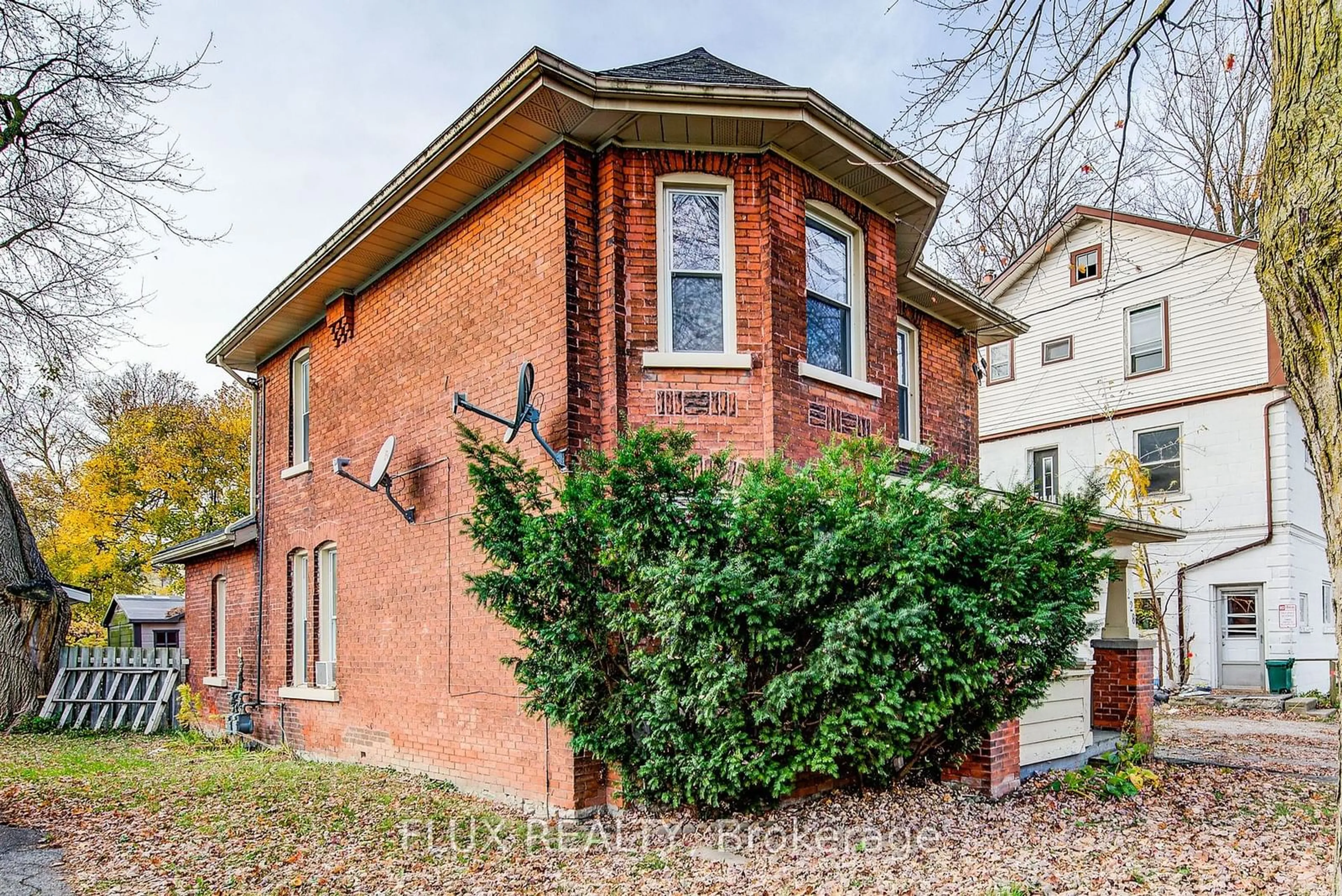 Home with brick exterior material for 228 Nile St, Stratford Ontario N5A 4E9